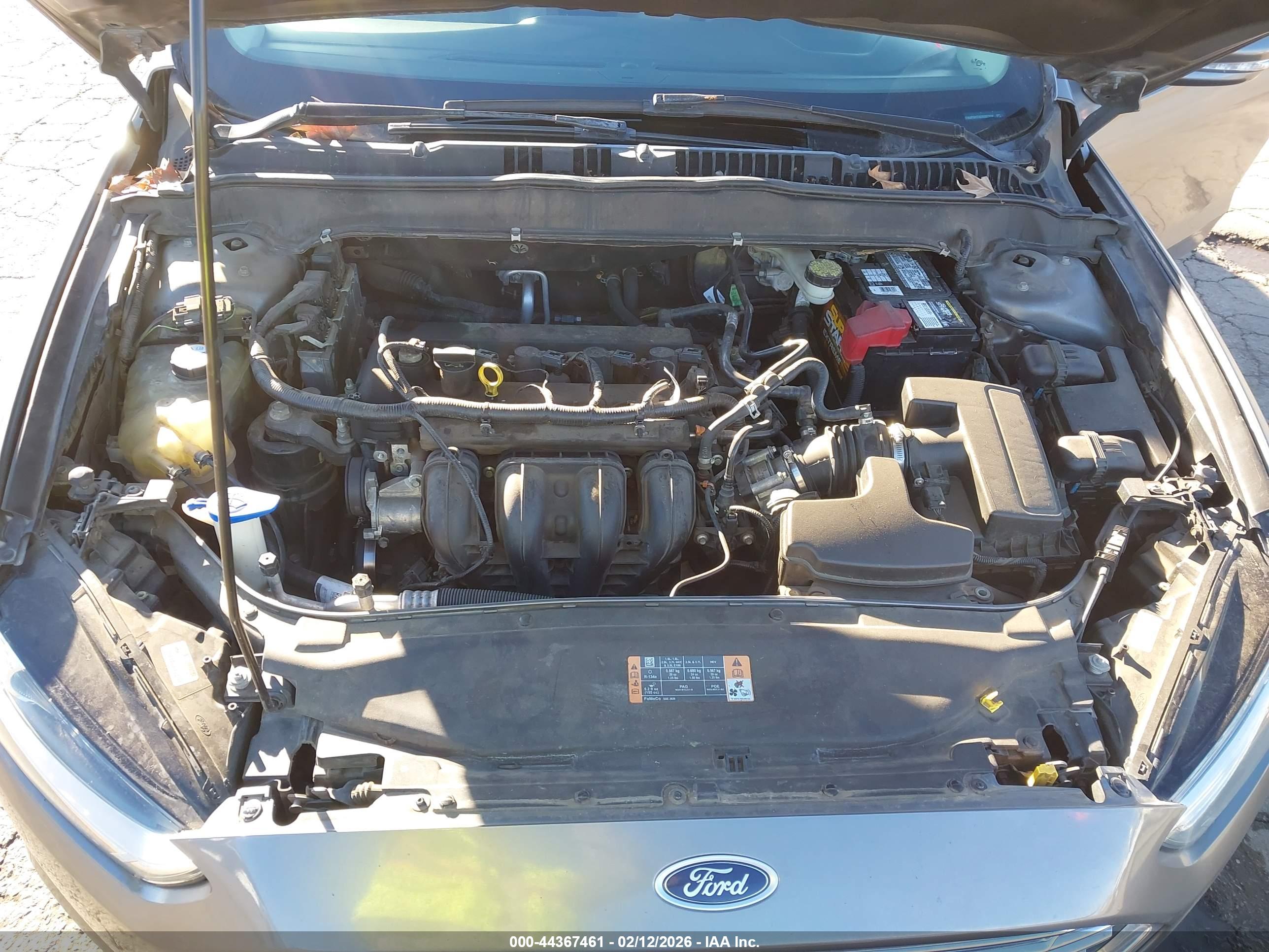 FORD FUSION image 10