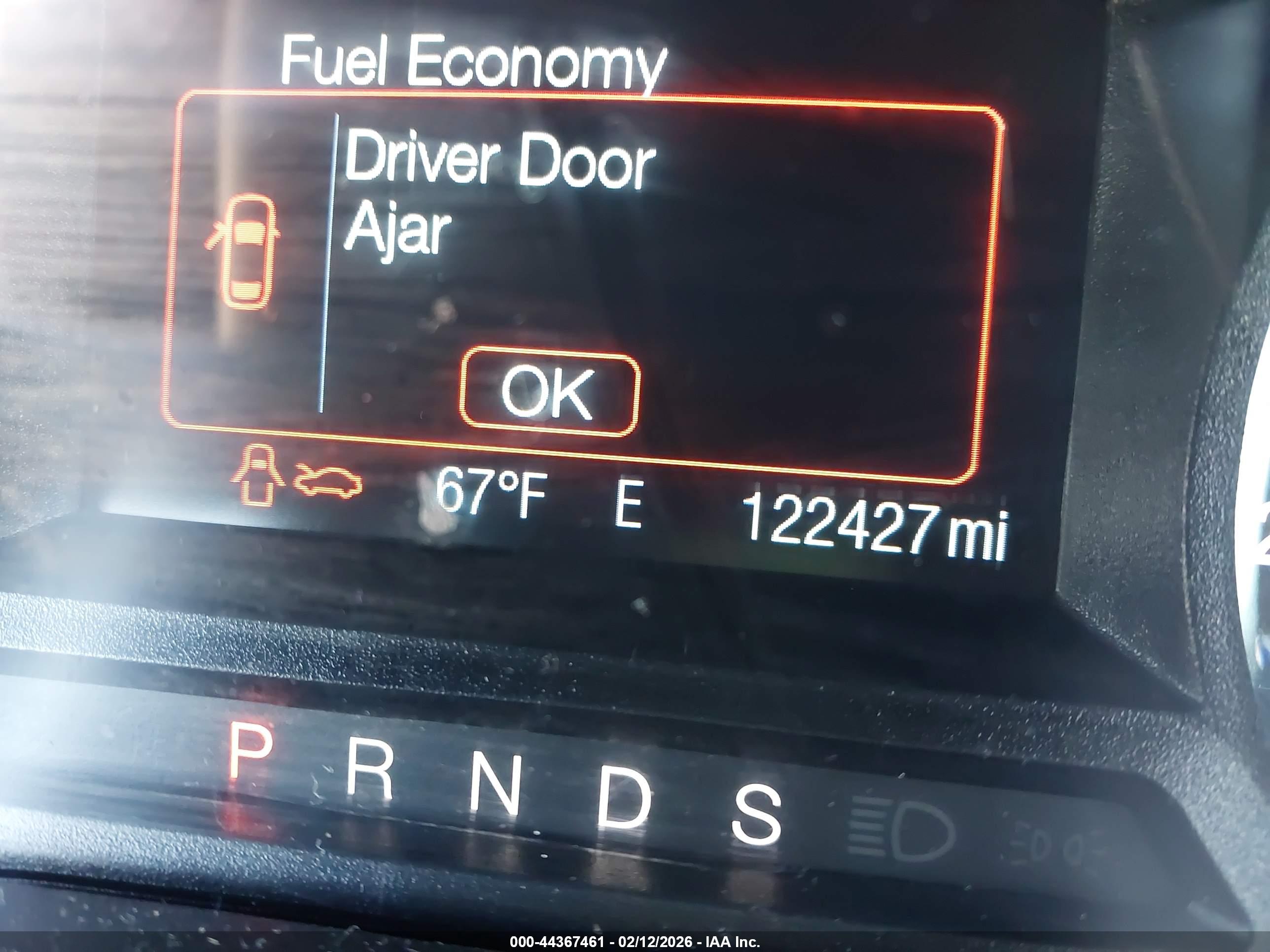 FORD FUSION image 7