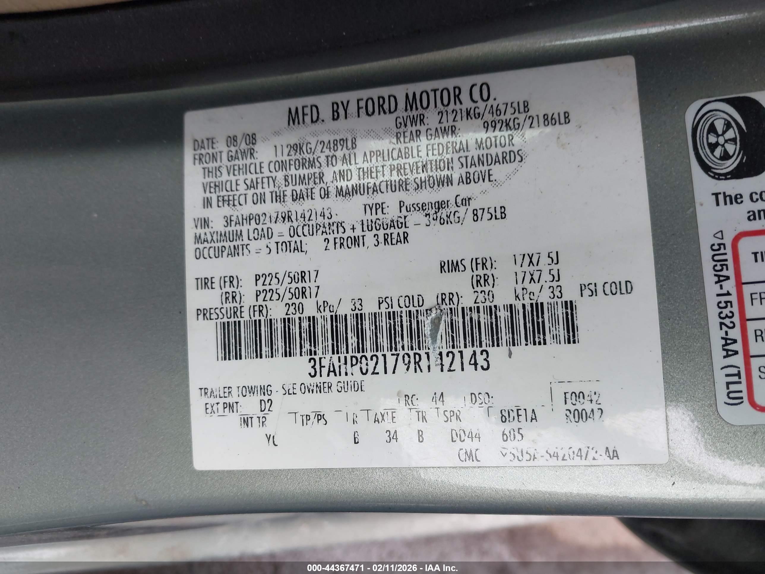 FORD FUSION image 9