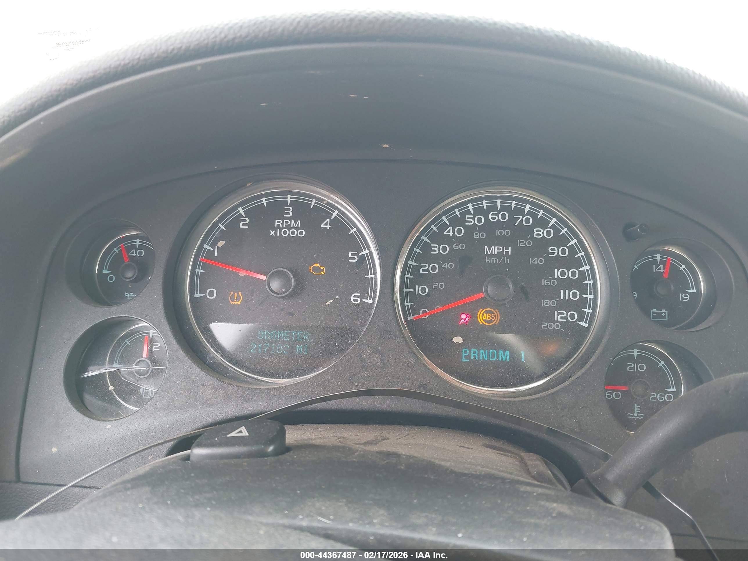 CHEVROLET SILVERADO image 7