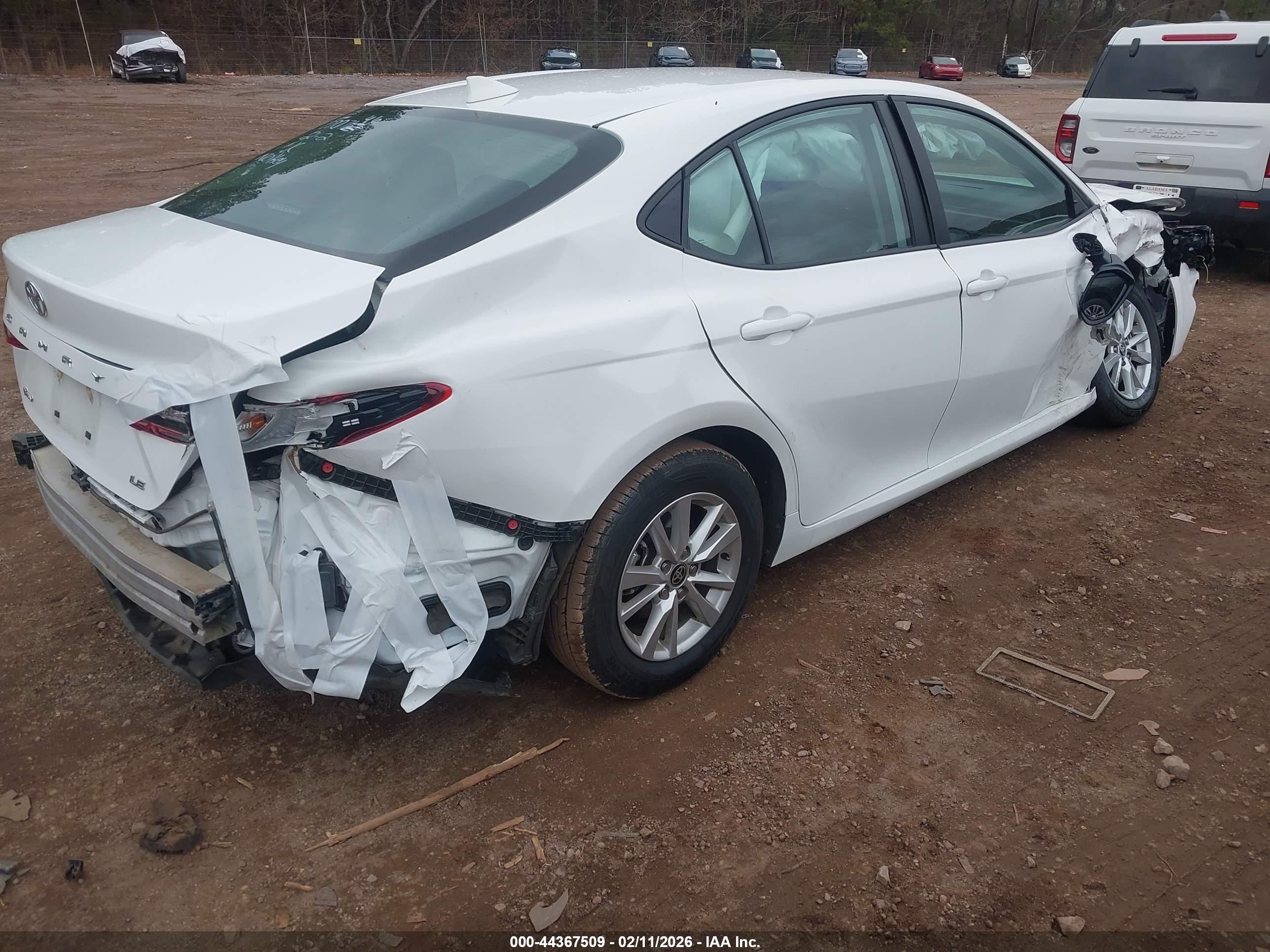 TOYOTA CAMRY image 4