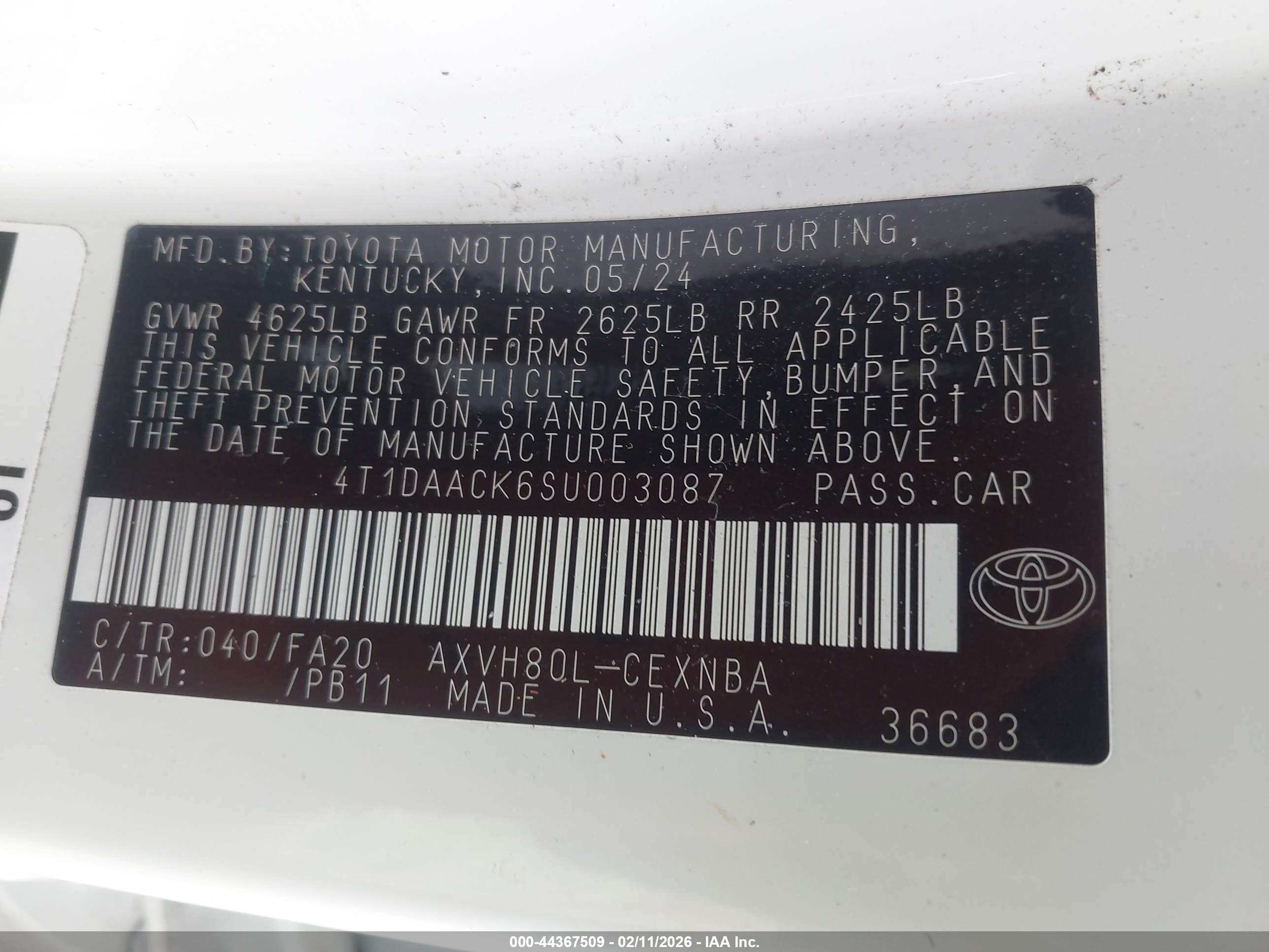 TOYOTA CAMRY image 9