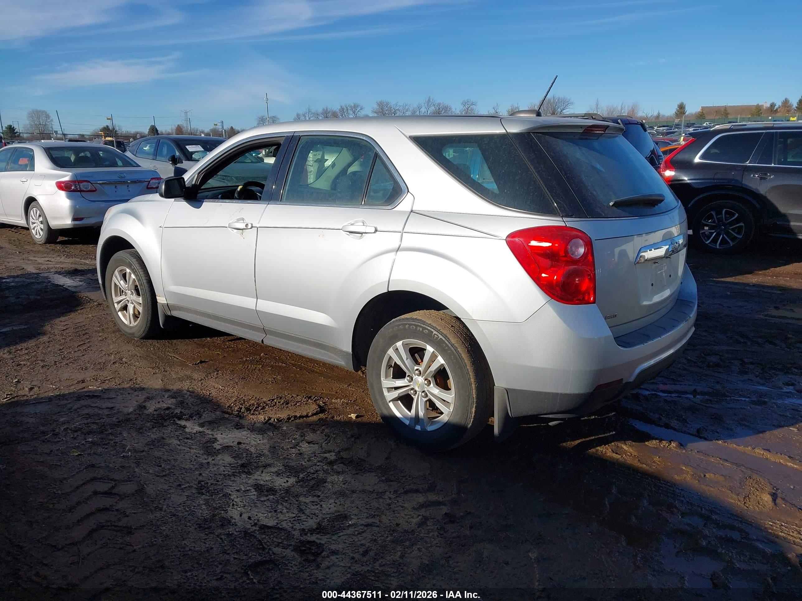 CHEVROLET EQUINOX image 3