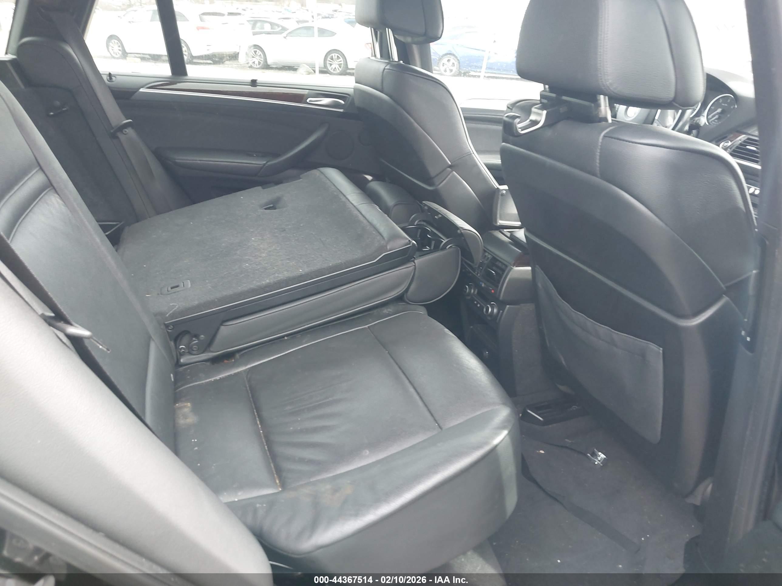 BMW X5 image 8