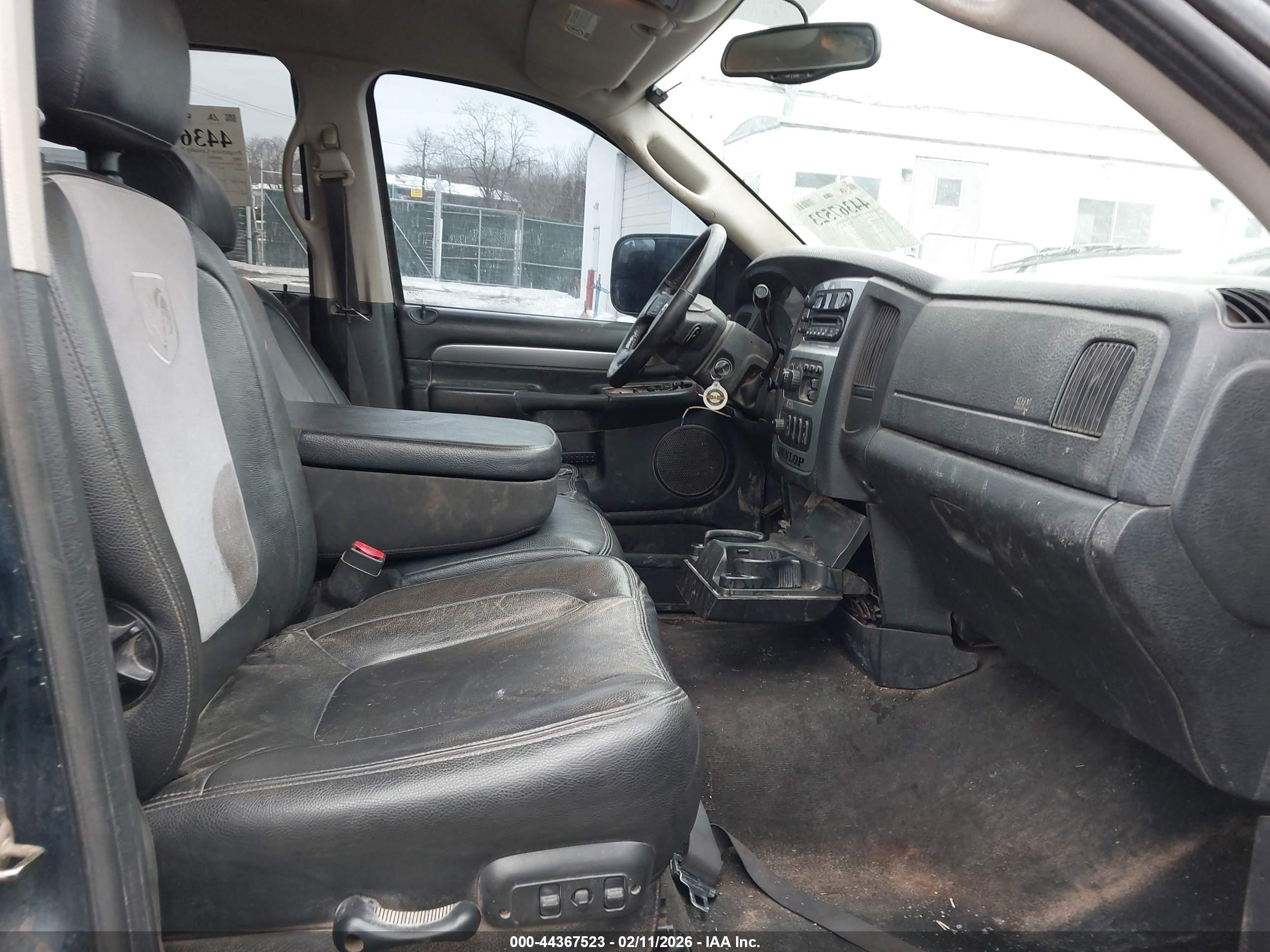 DODGE RAM image 5