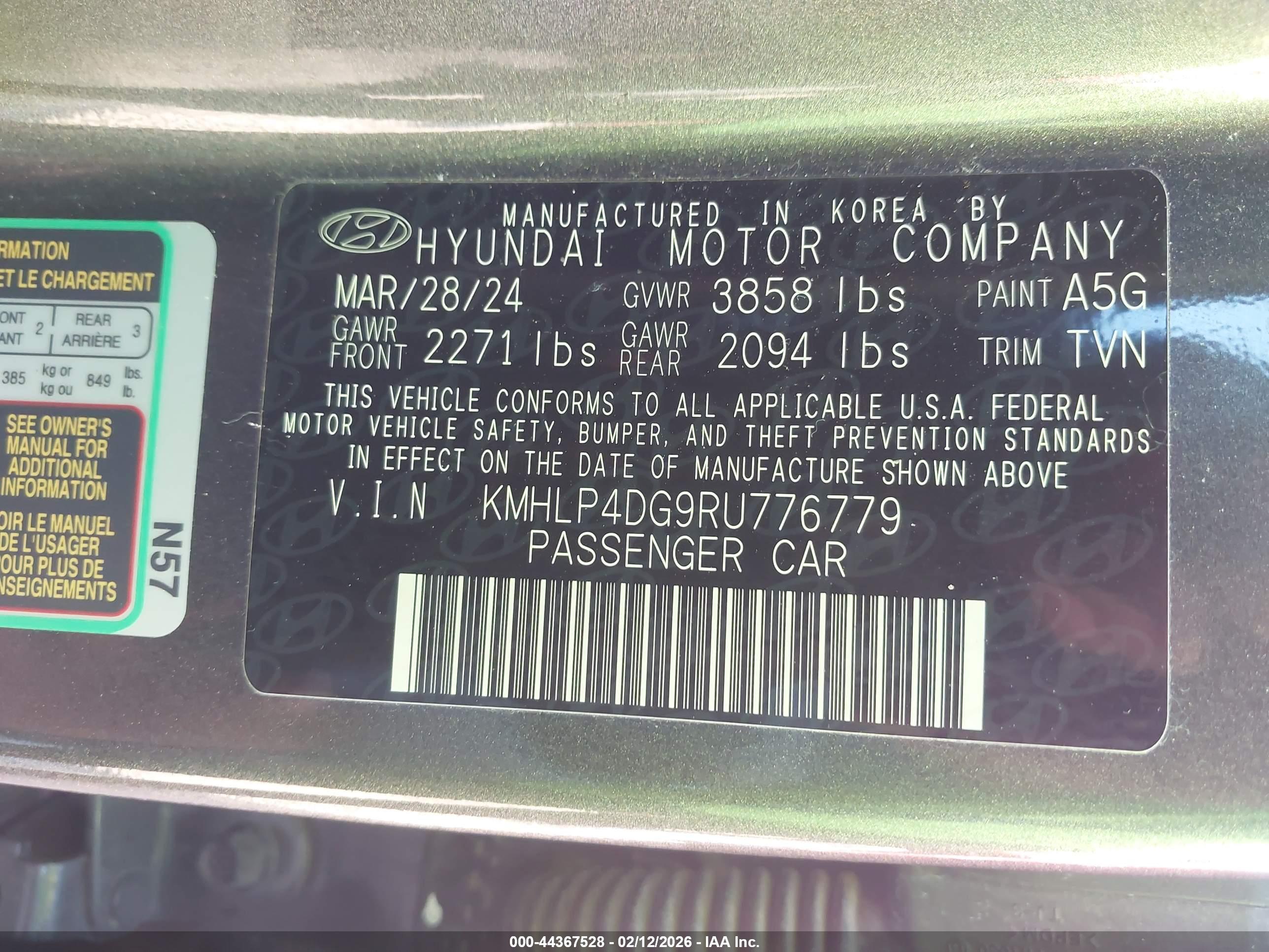 HYUNDAI ELANTRA image 9
