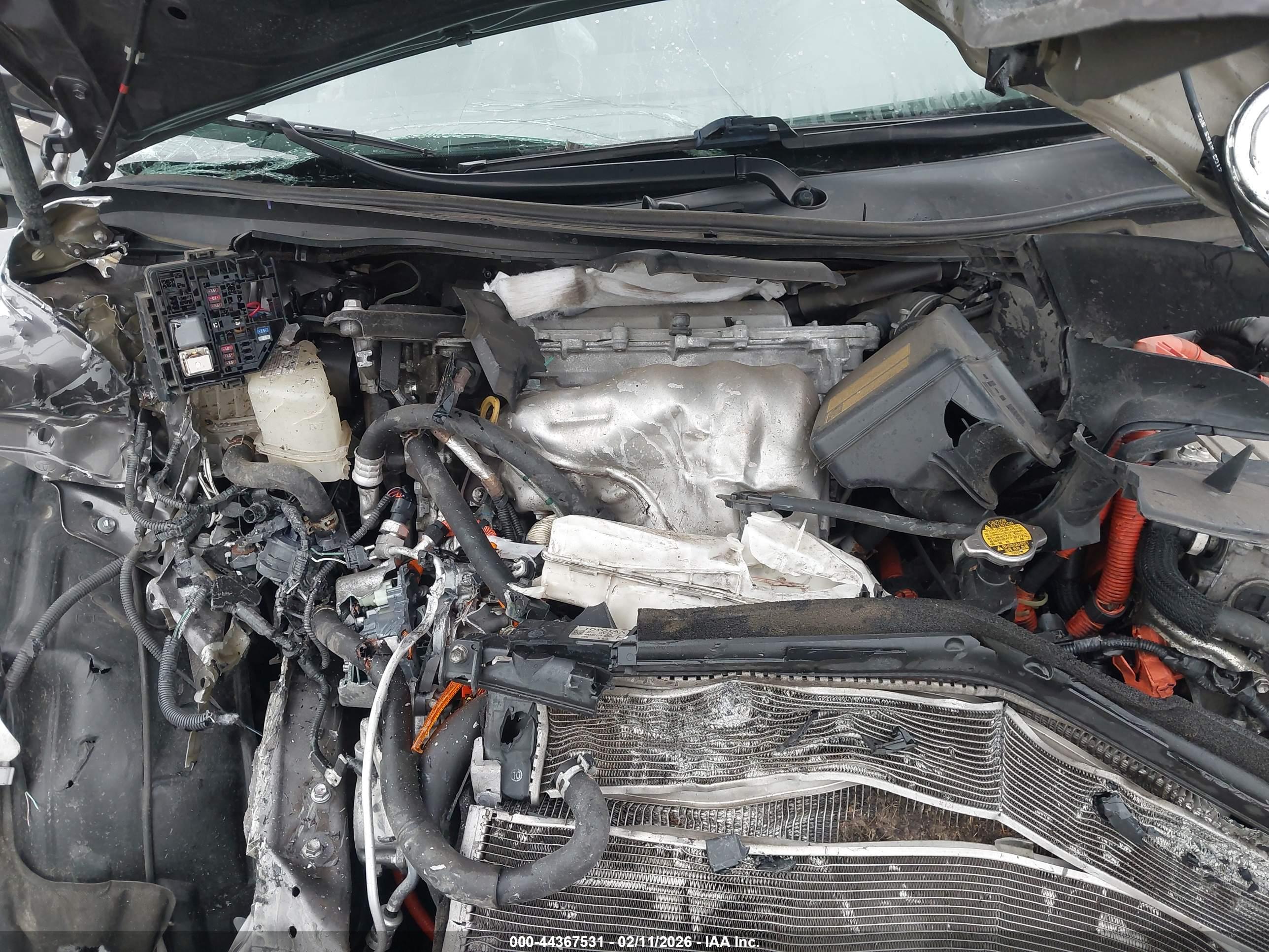TOYOTA CAMRY image 10