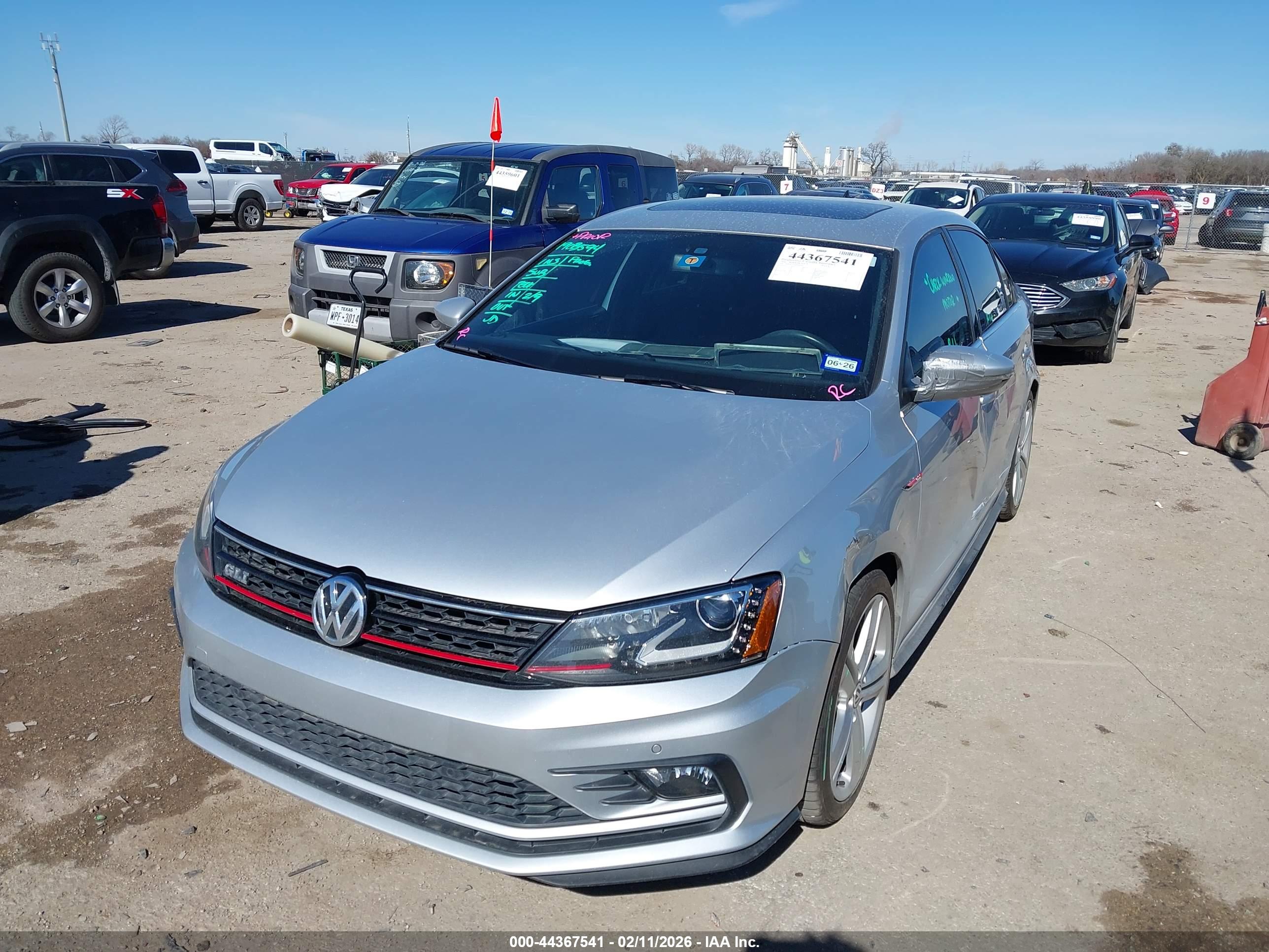 VOLKSWAGEN JETTA image 2