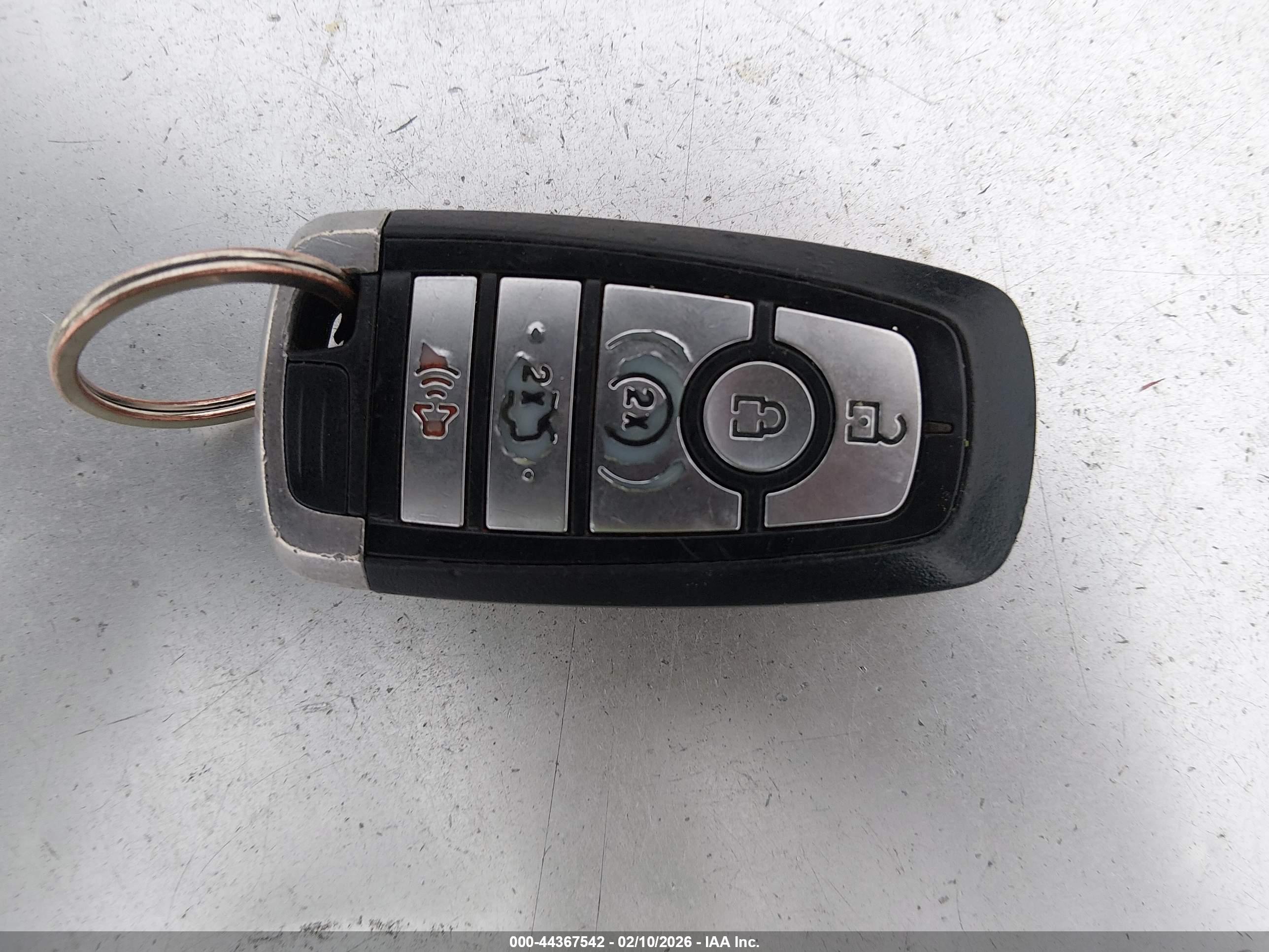 FORD MUSTANG image 11