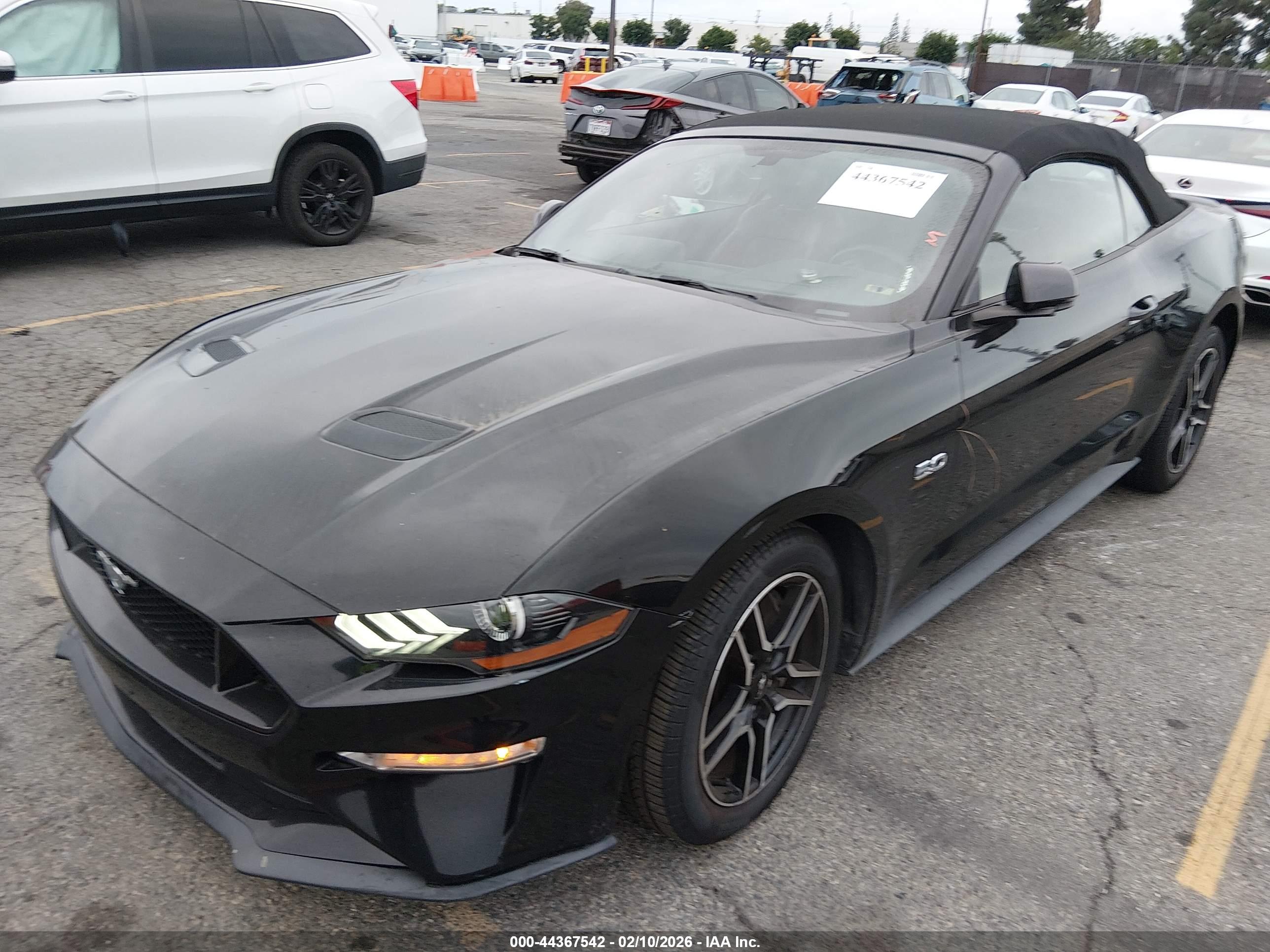 FORD MUSTANG image 2