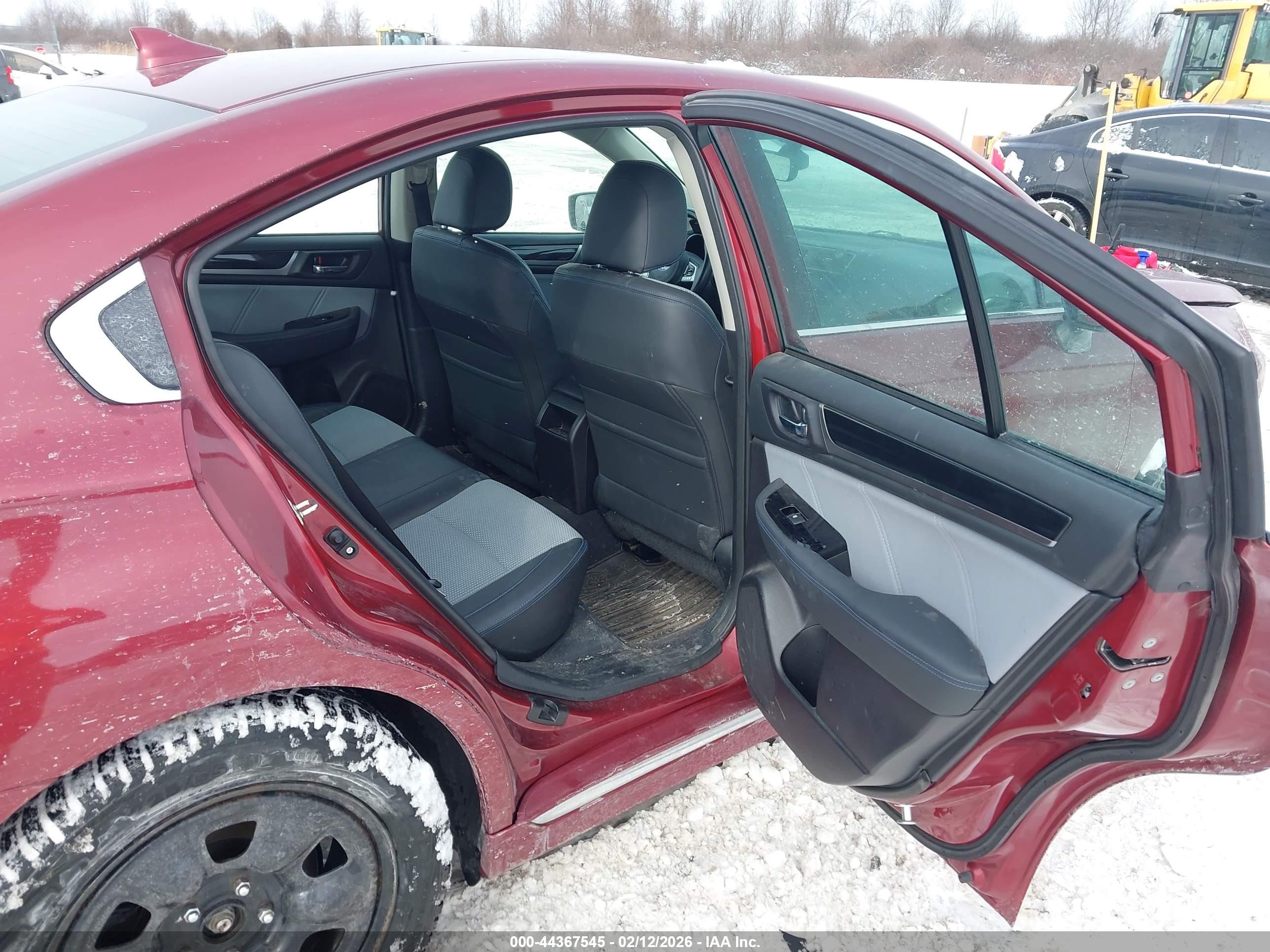 SUBARU LEGACY image 8
