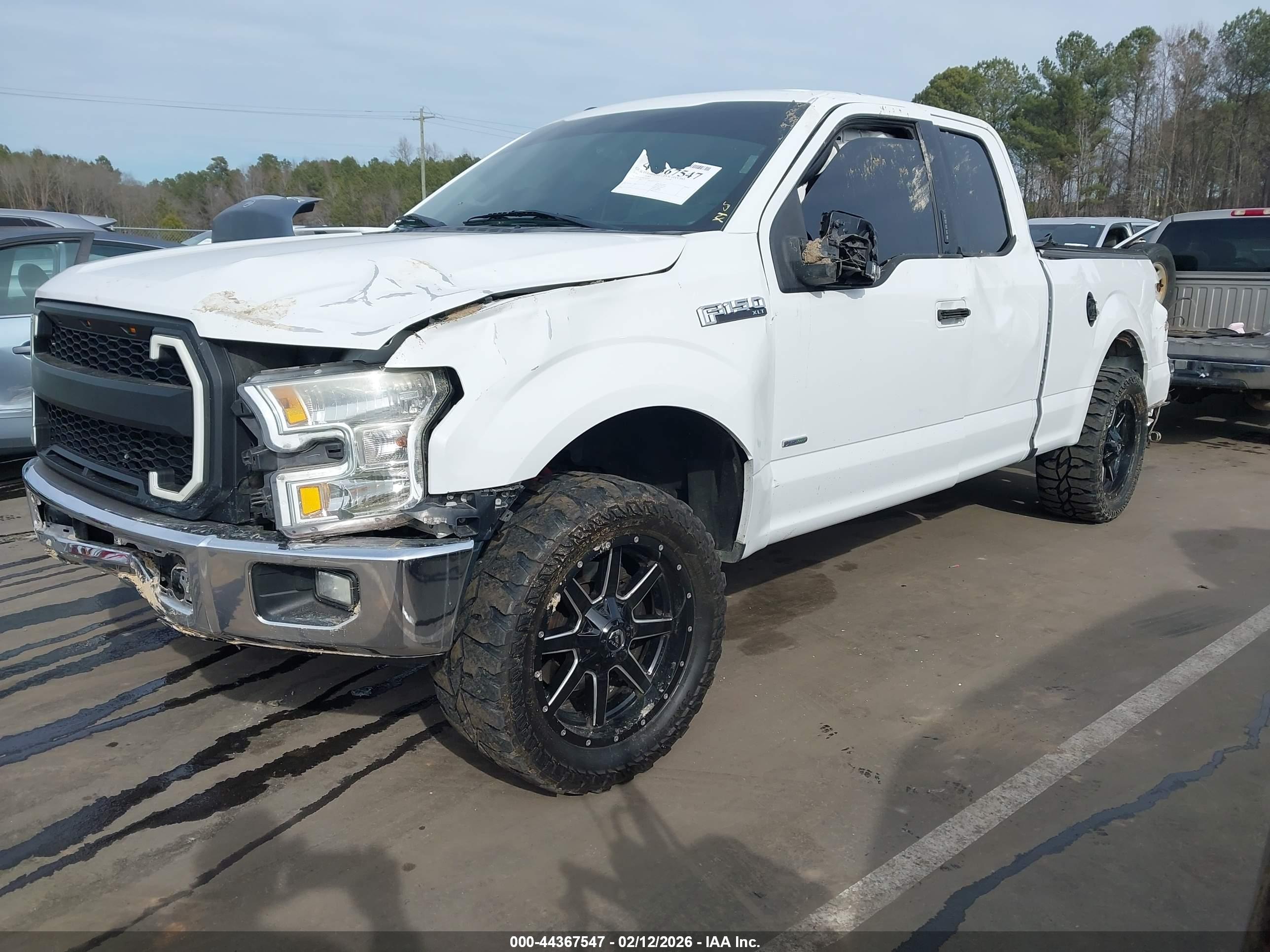 FORD F-150 image 2