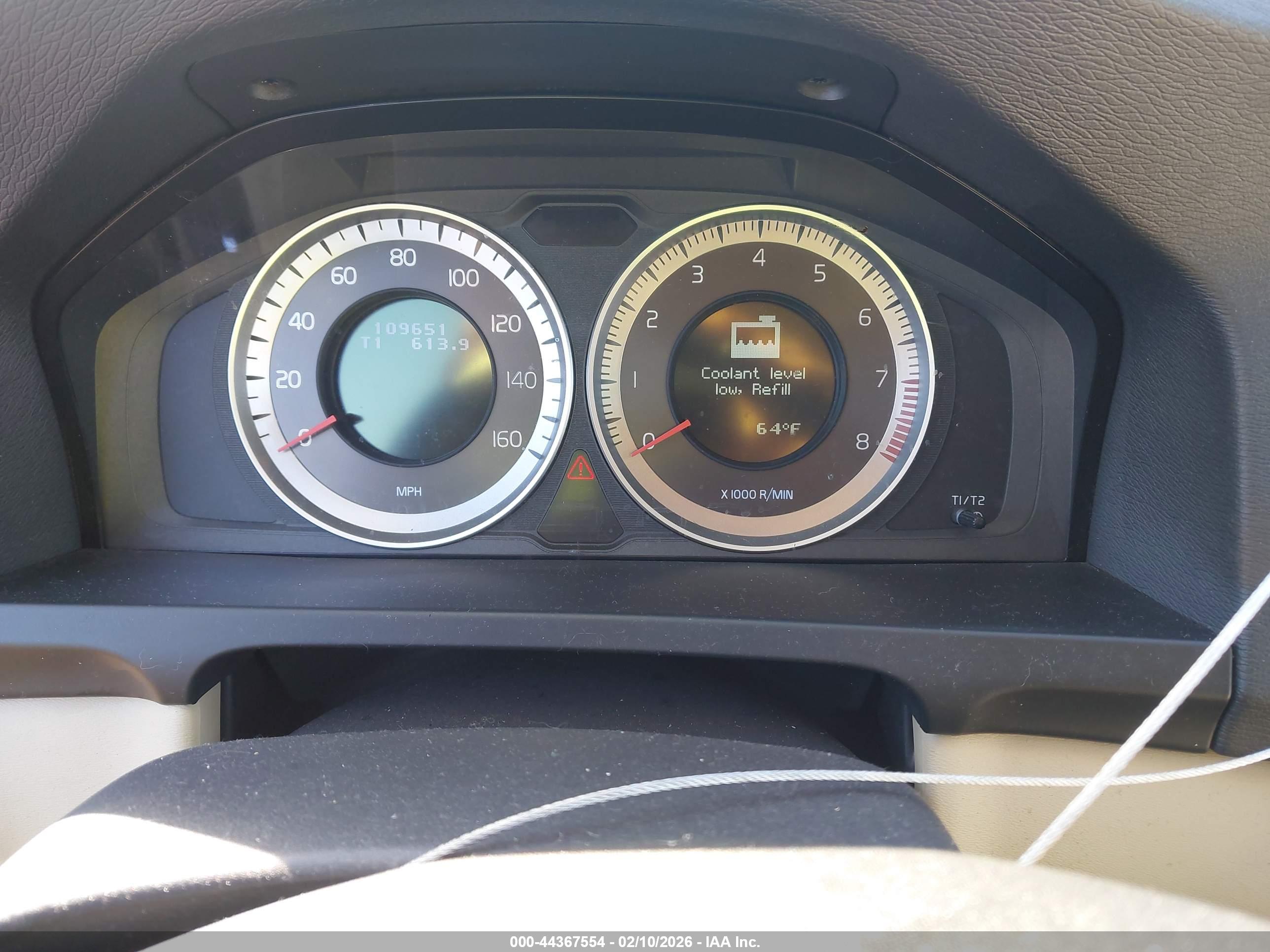 VOLVO S60 image 7