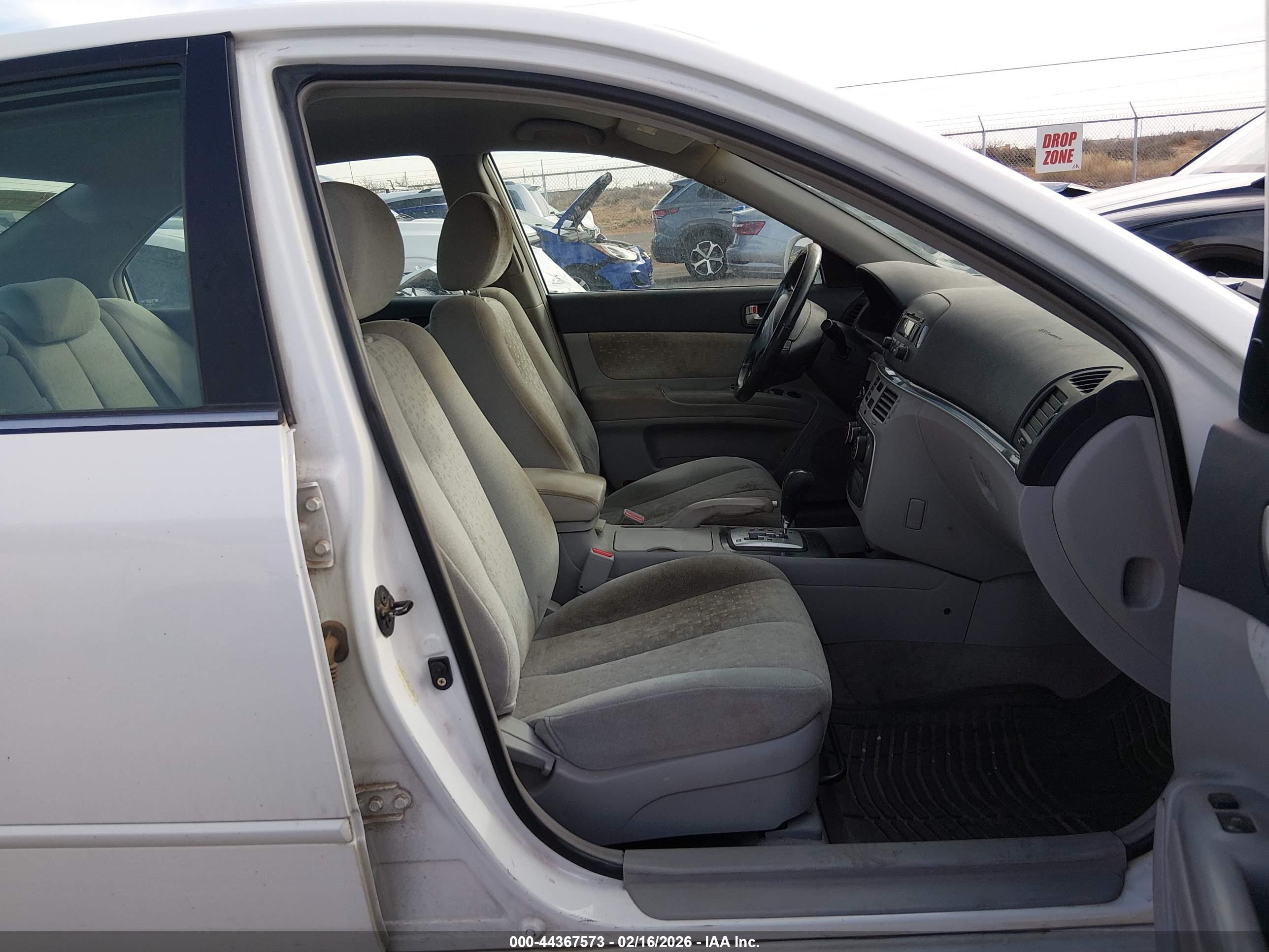 HYUNDAI SONATA image 5