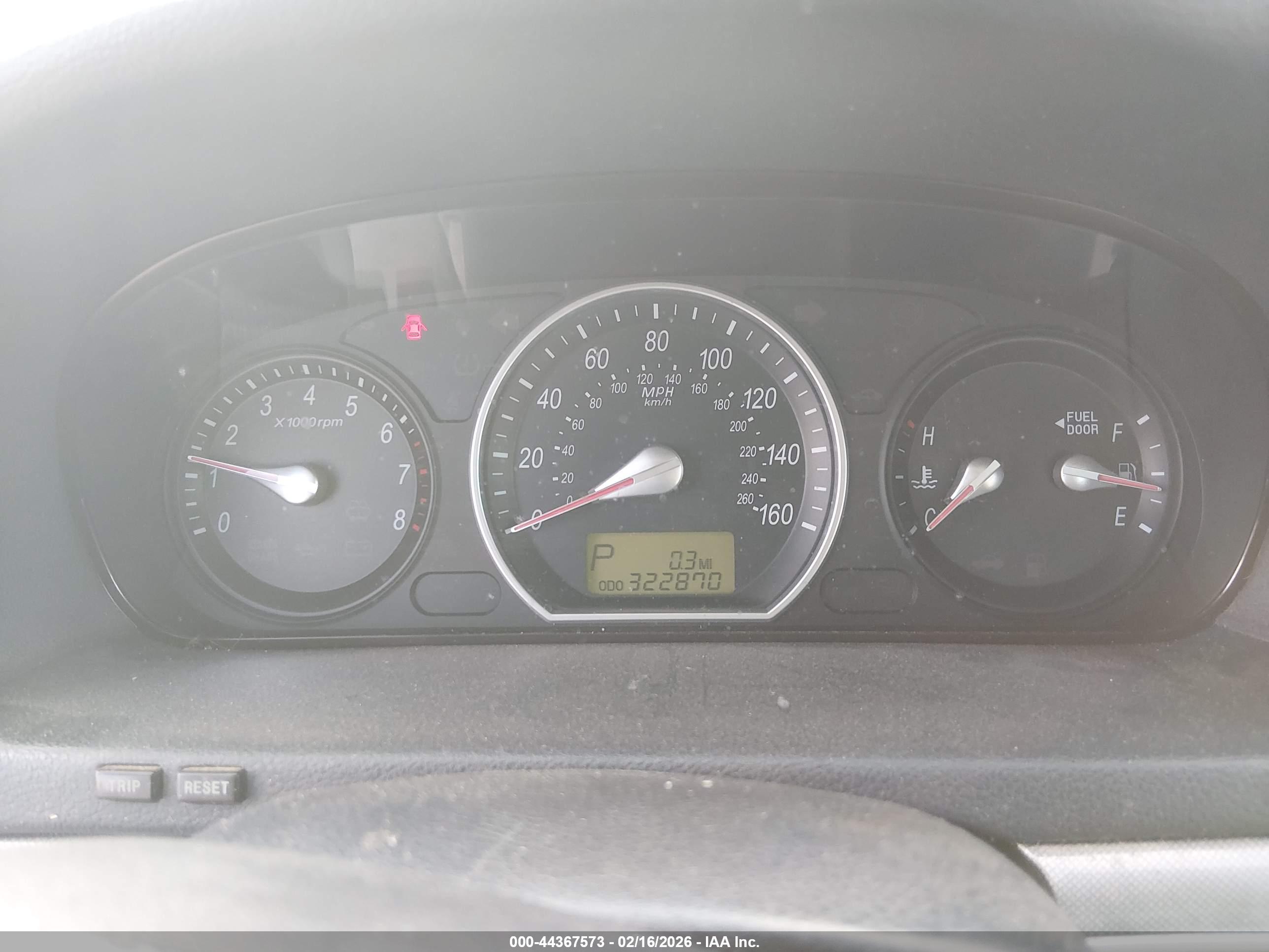 HYUNDAI SONATA image 7