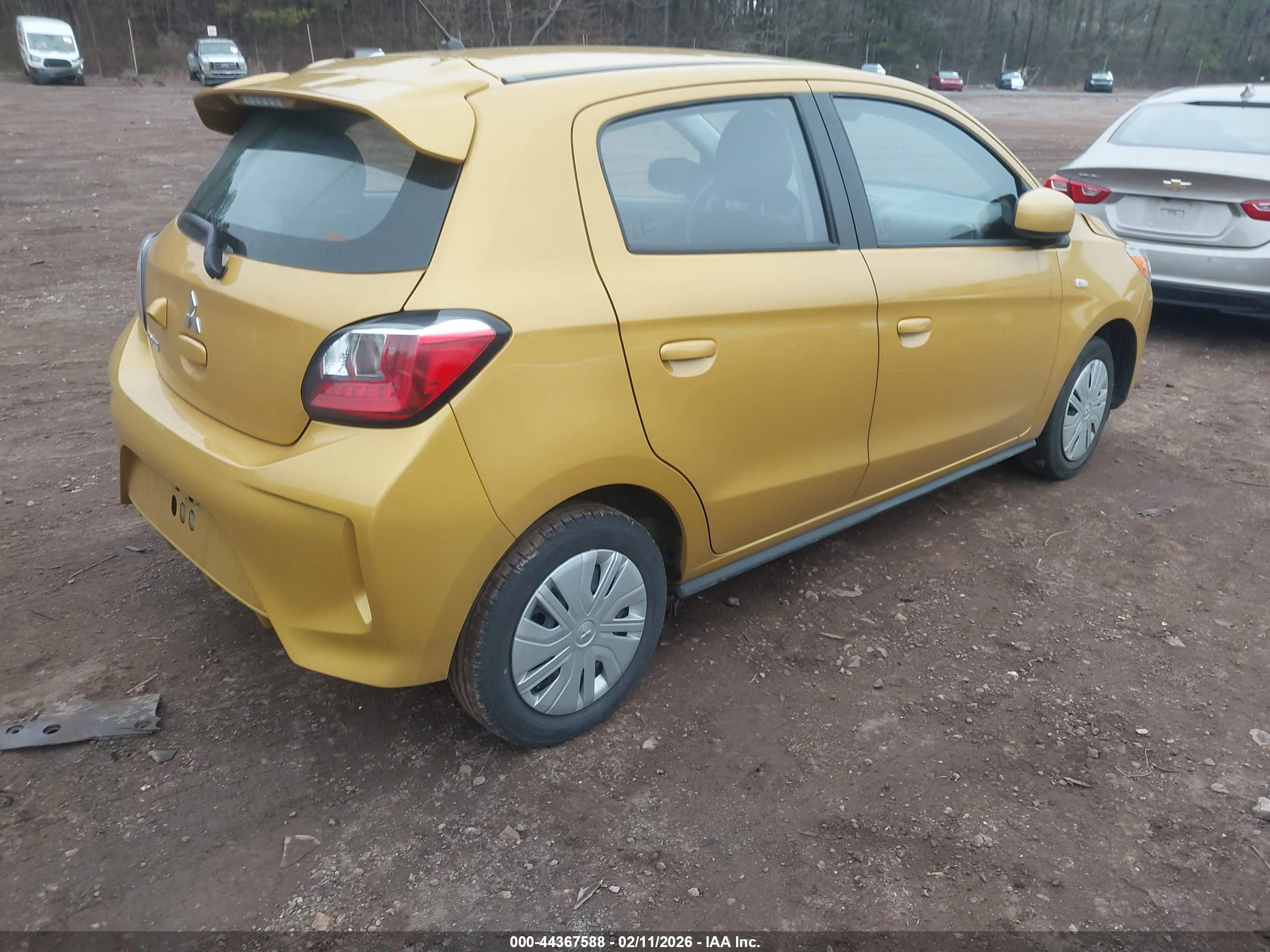 MITSUBISHI MIRAGE image 4
