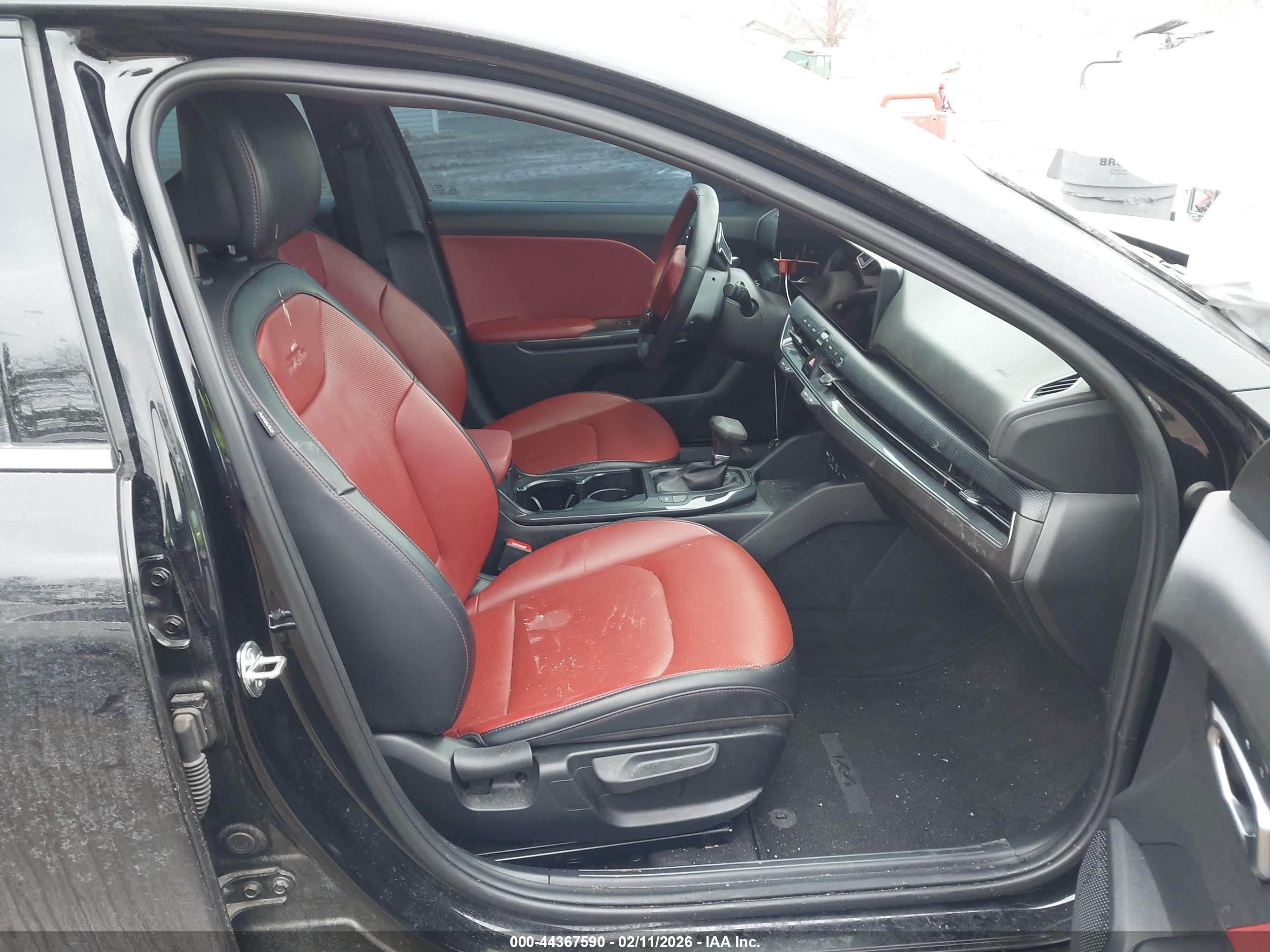 KIA K4 image 5