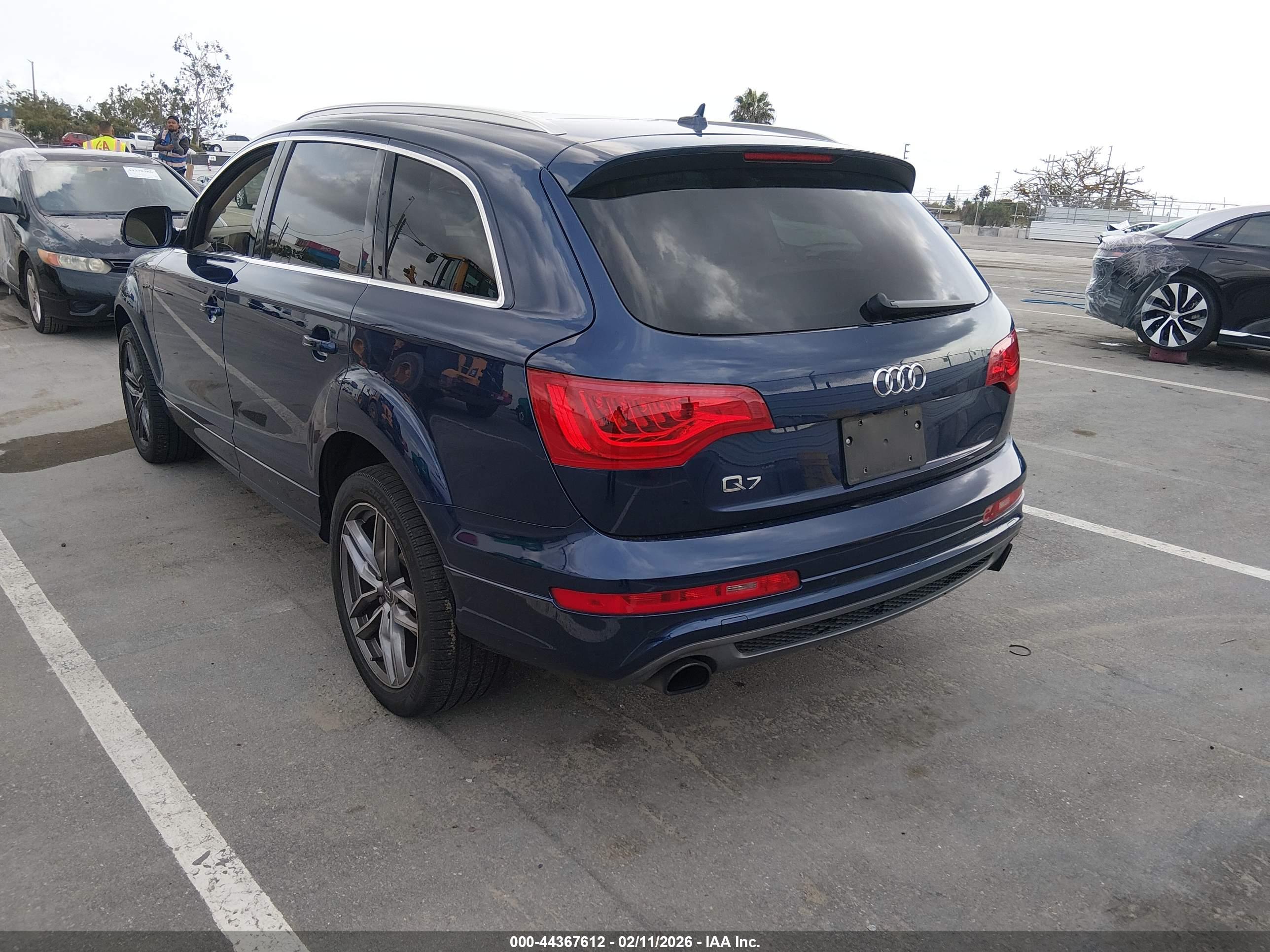 AUDI Q7 image 3