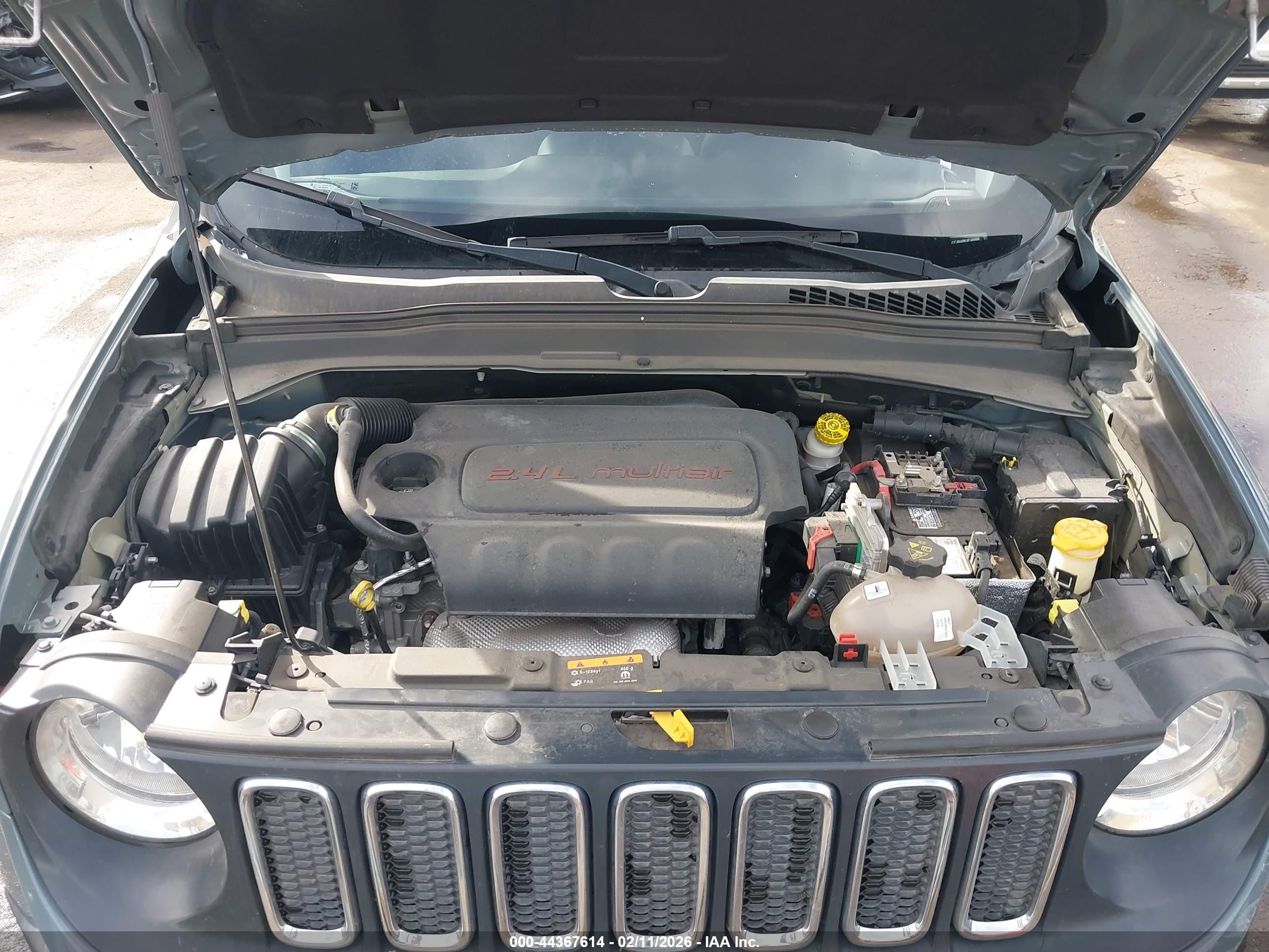 JEEP RENEGADE image 10