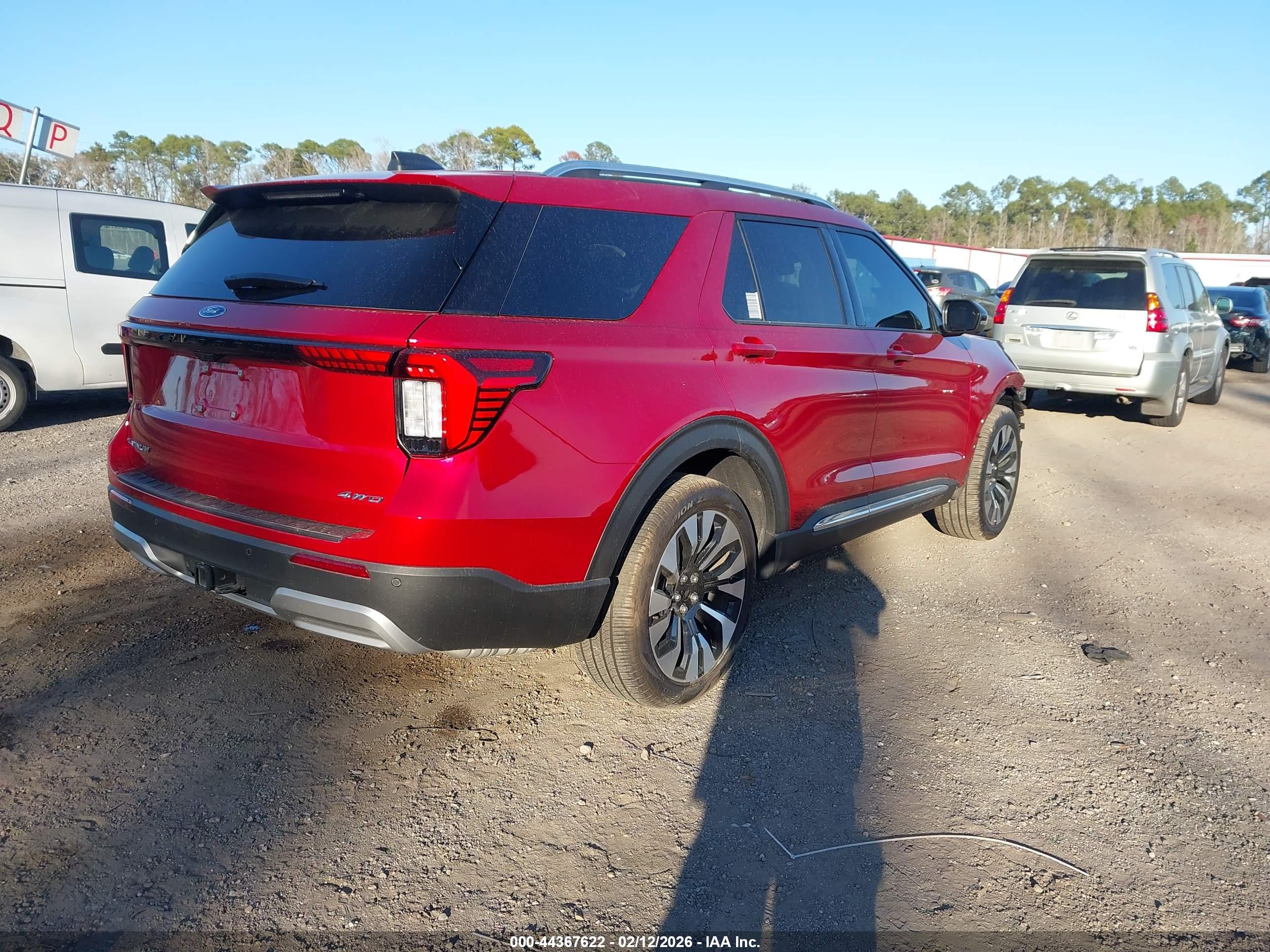 FORD EXPLORER image 4