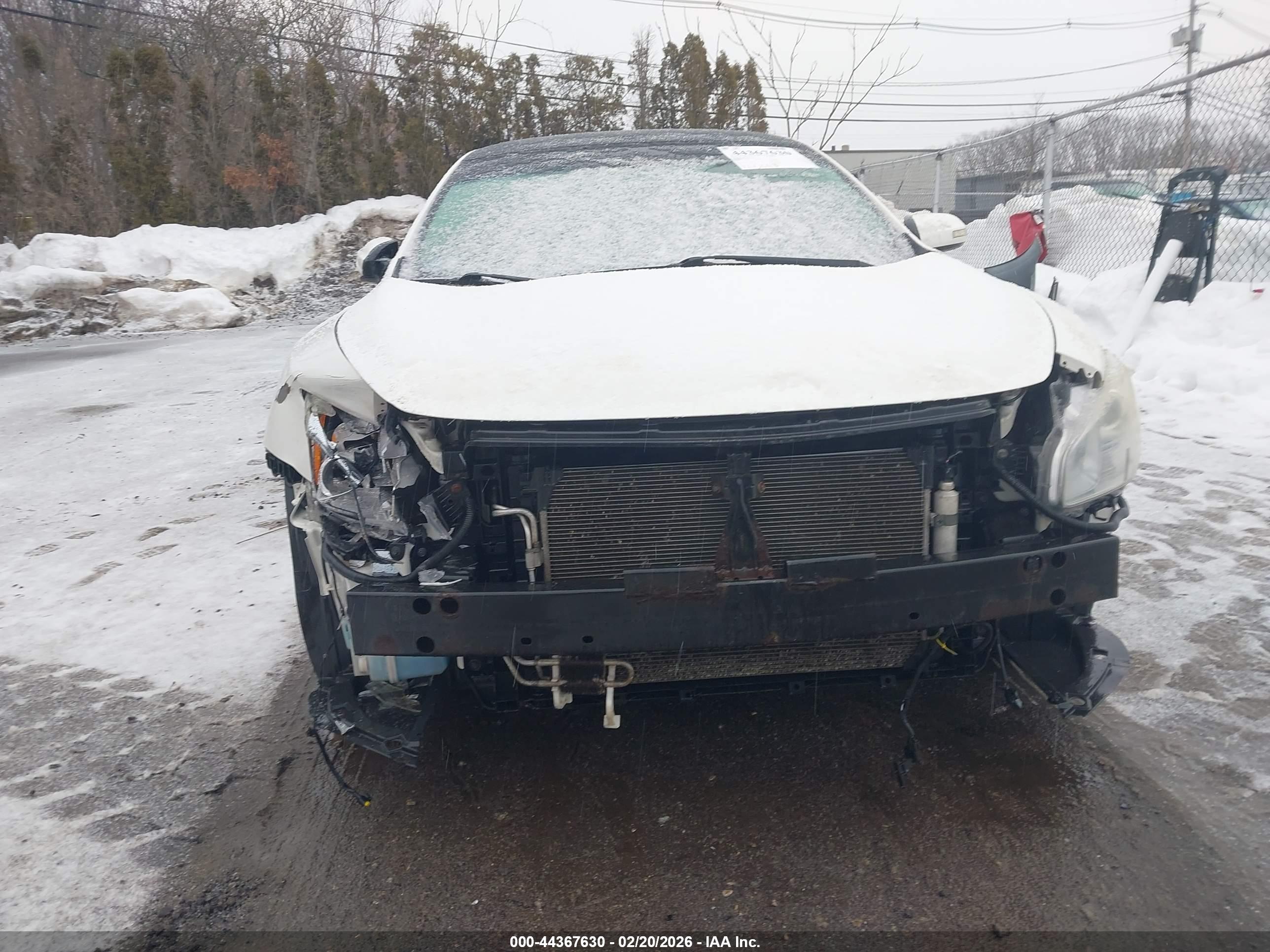 NISSAN MAXIMA image 6