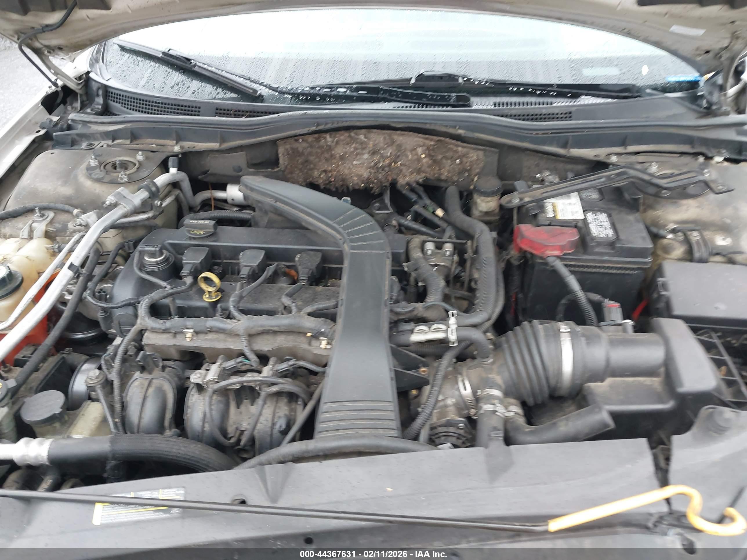 FORD FUSION image 10