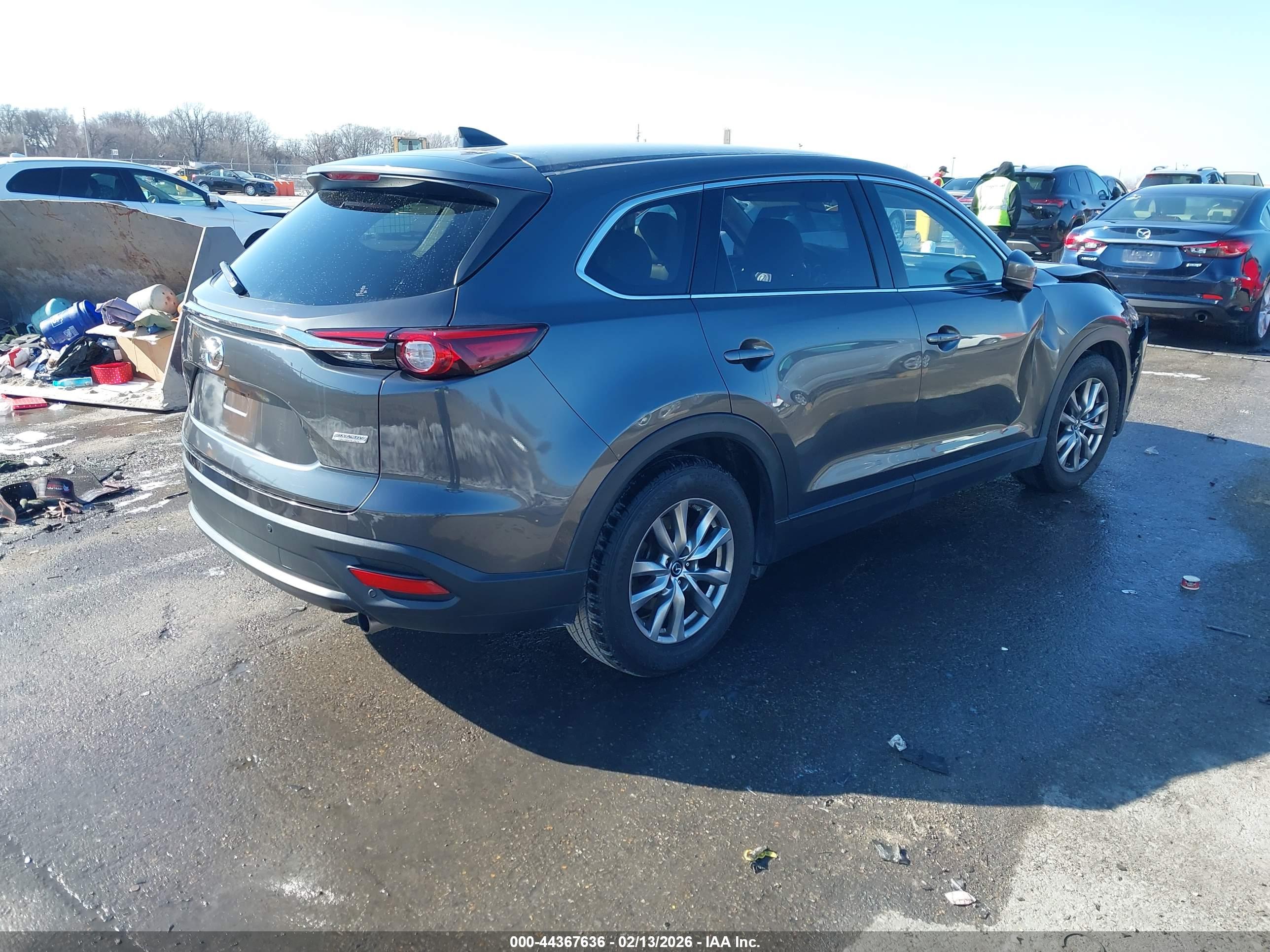 MAZDA CX-9 image 4
