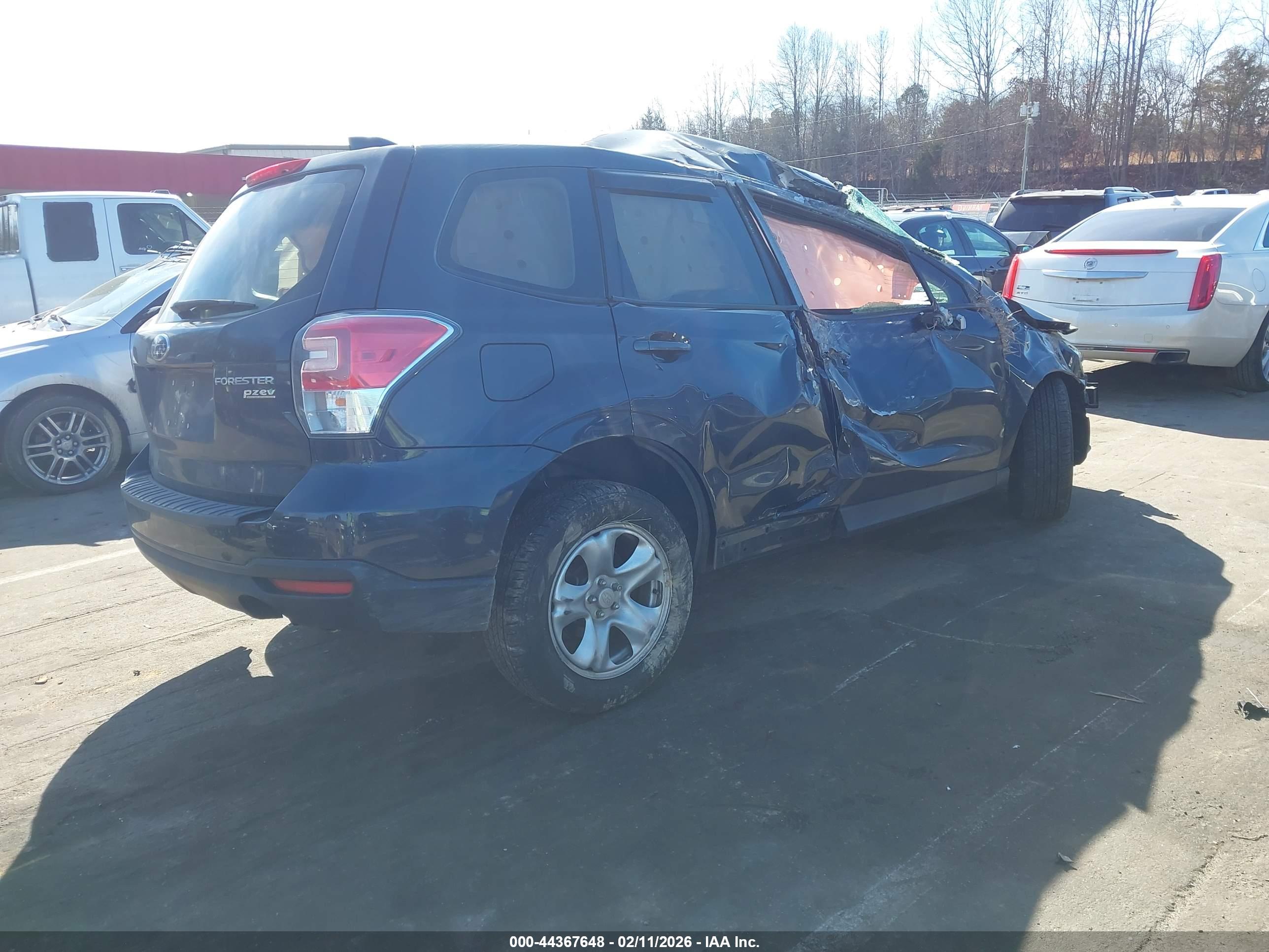 SUBARU FORESTER image 4