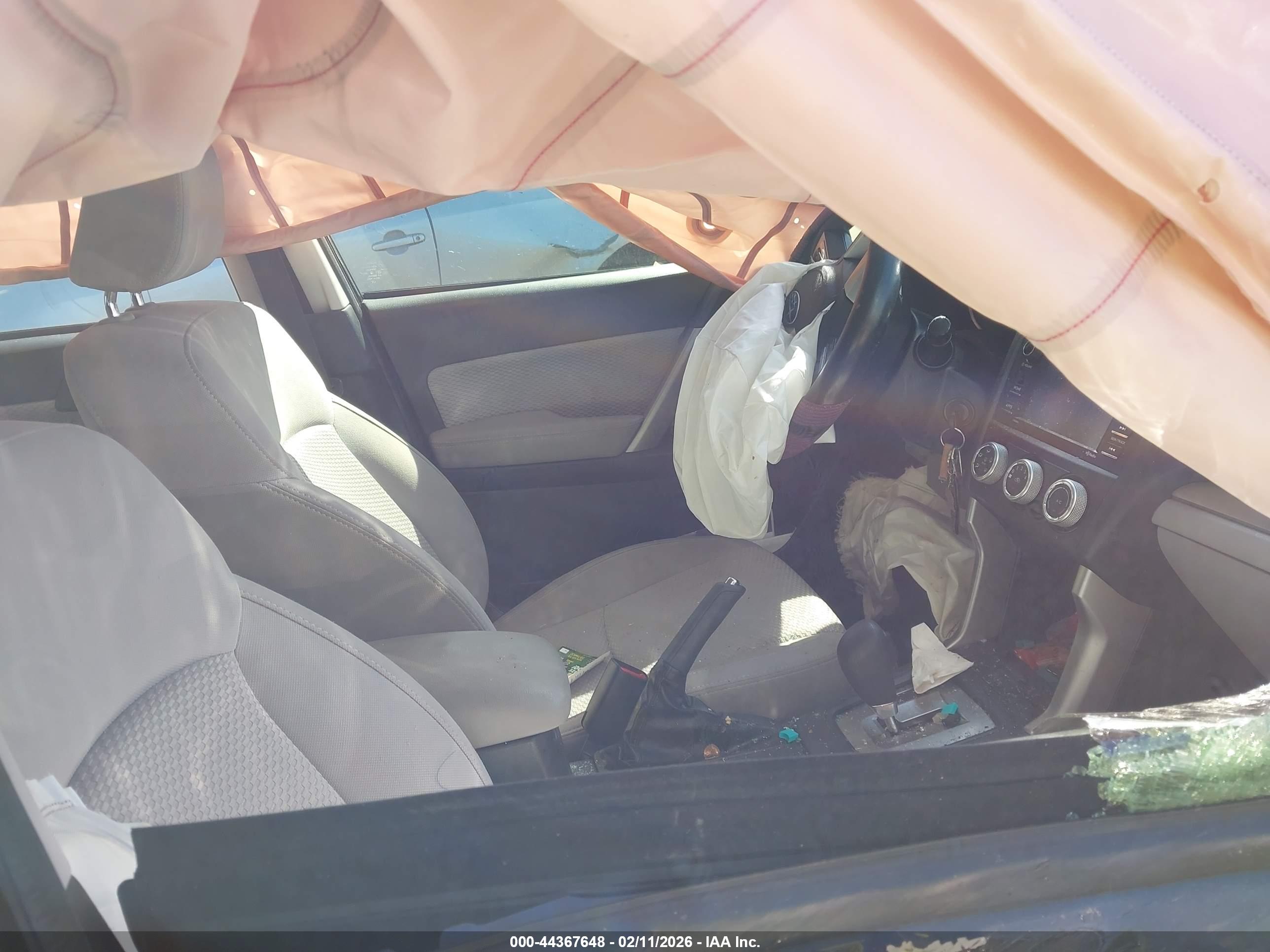SUBARU FORESTER image 5