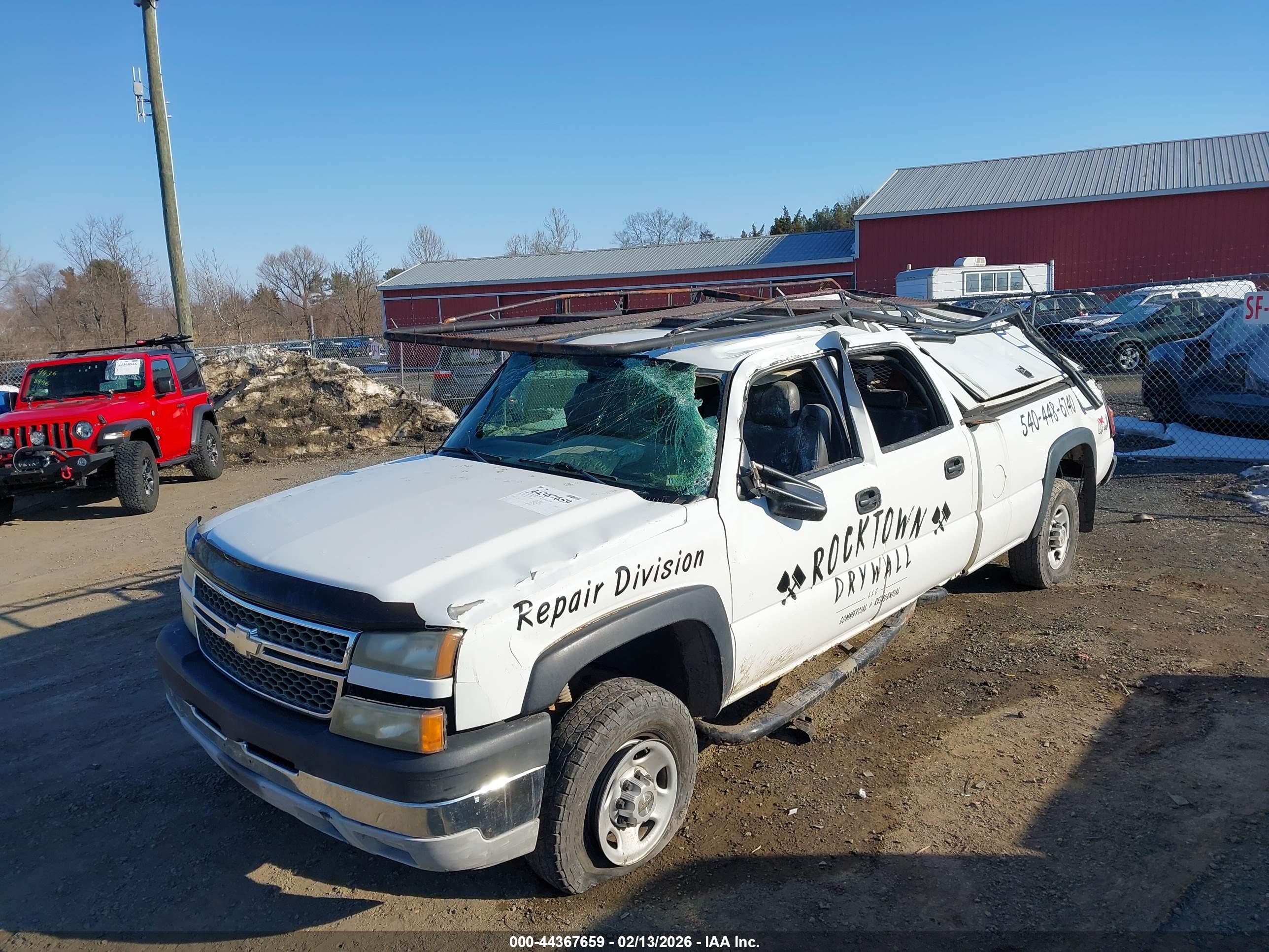 CHEVROLET SILVERADO image 6