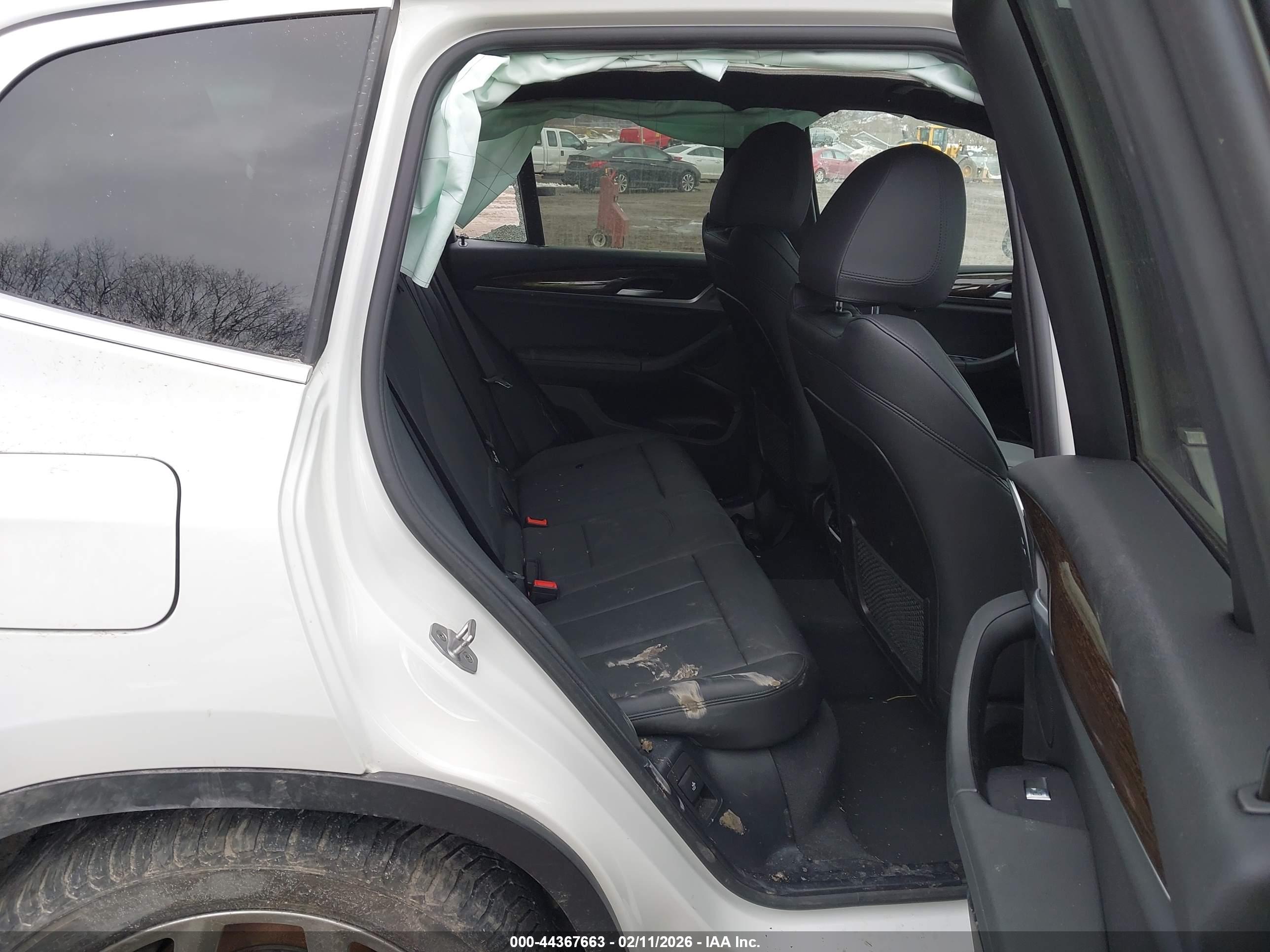BMW X3 image 8