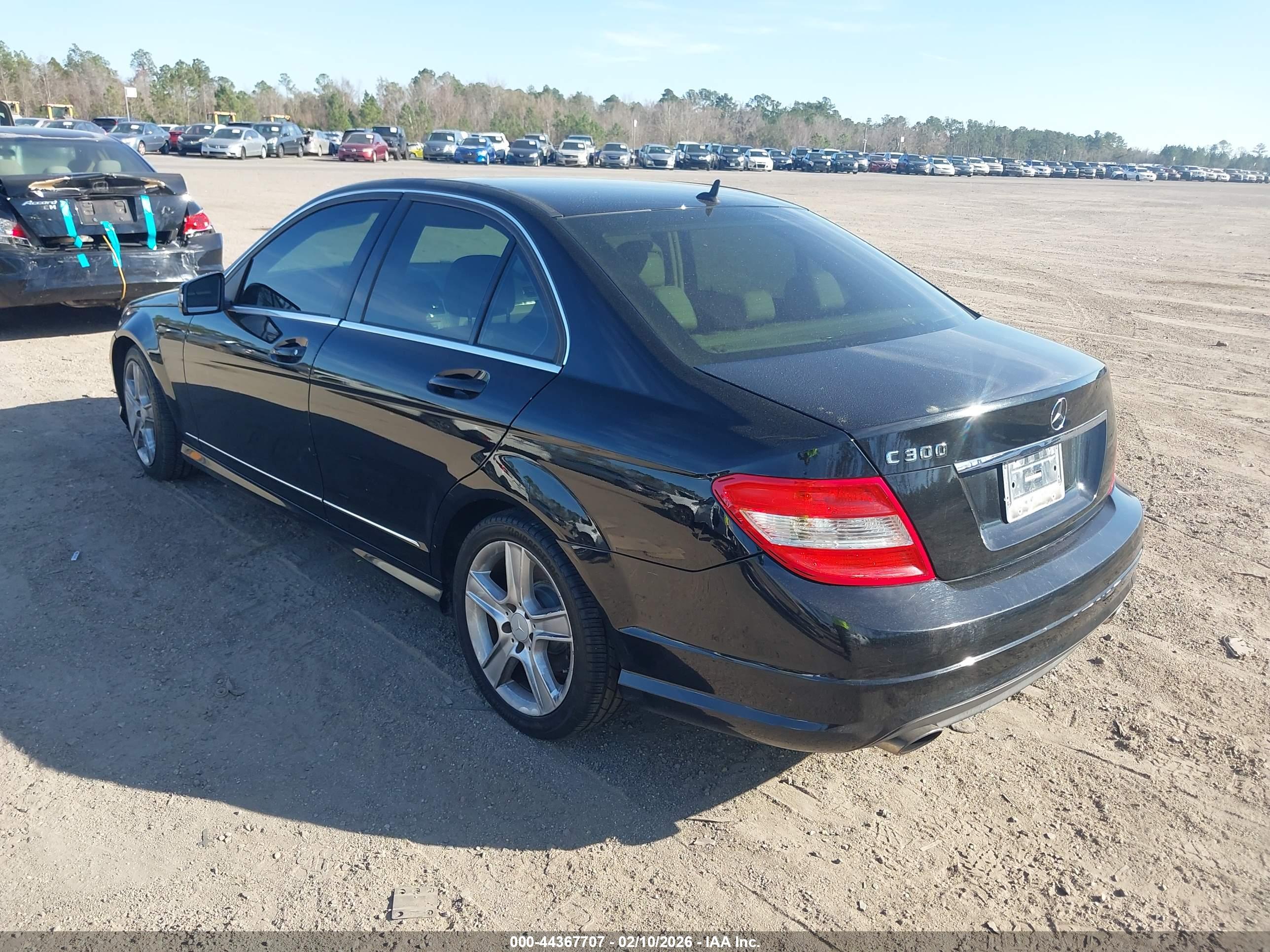 MERCEDES-BENZ C image 3