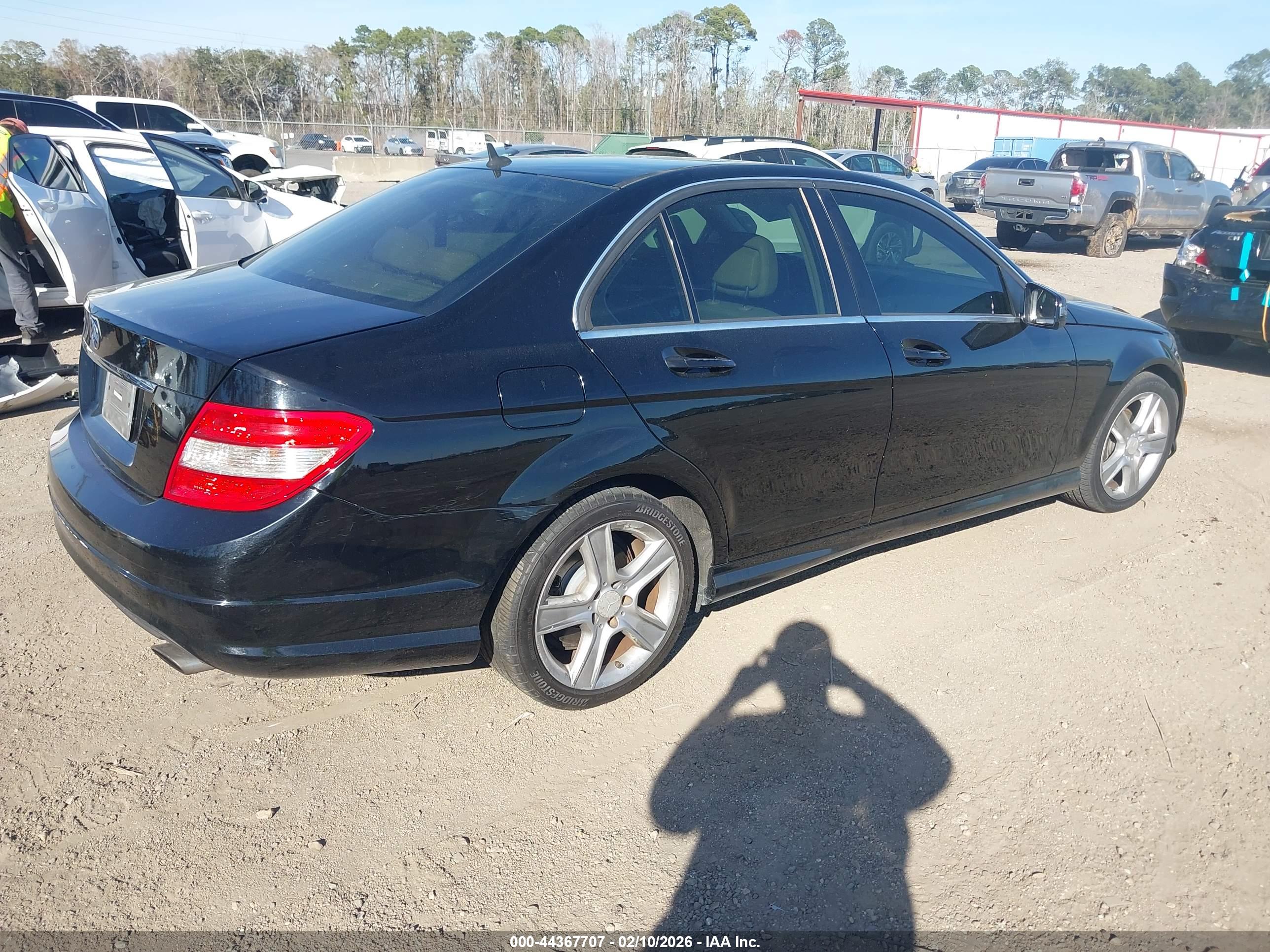 MERCEDES-BENZ C image 4