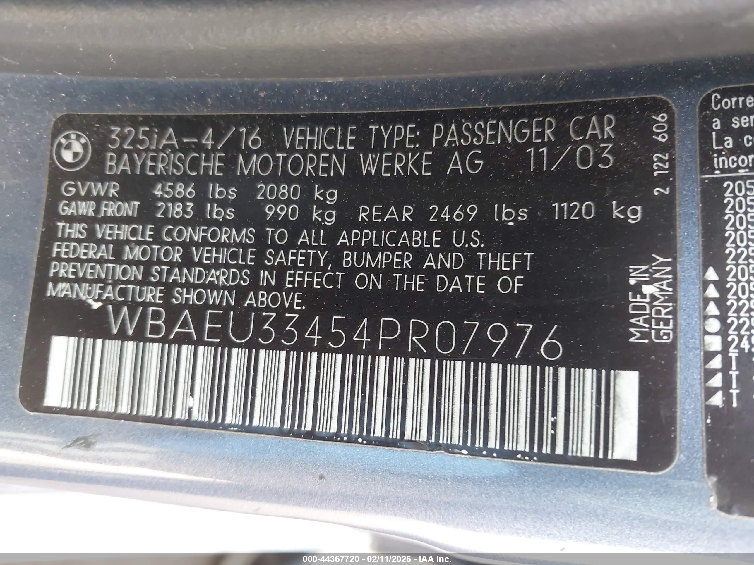 BMW 325XI image 9