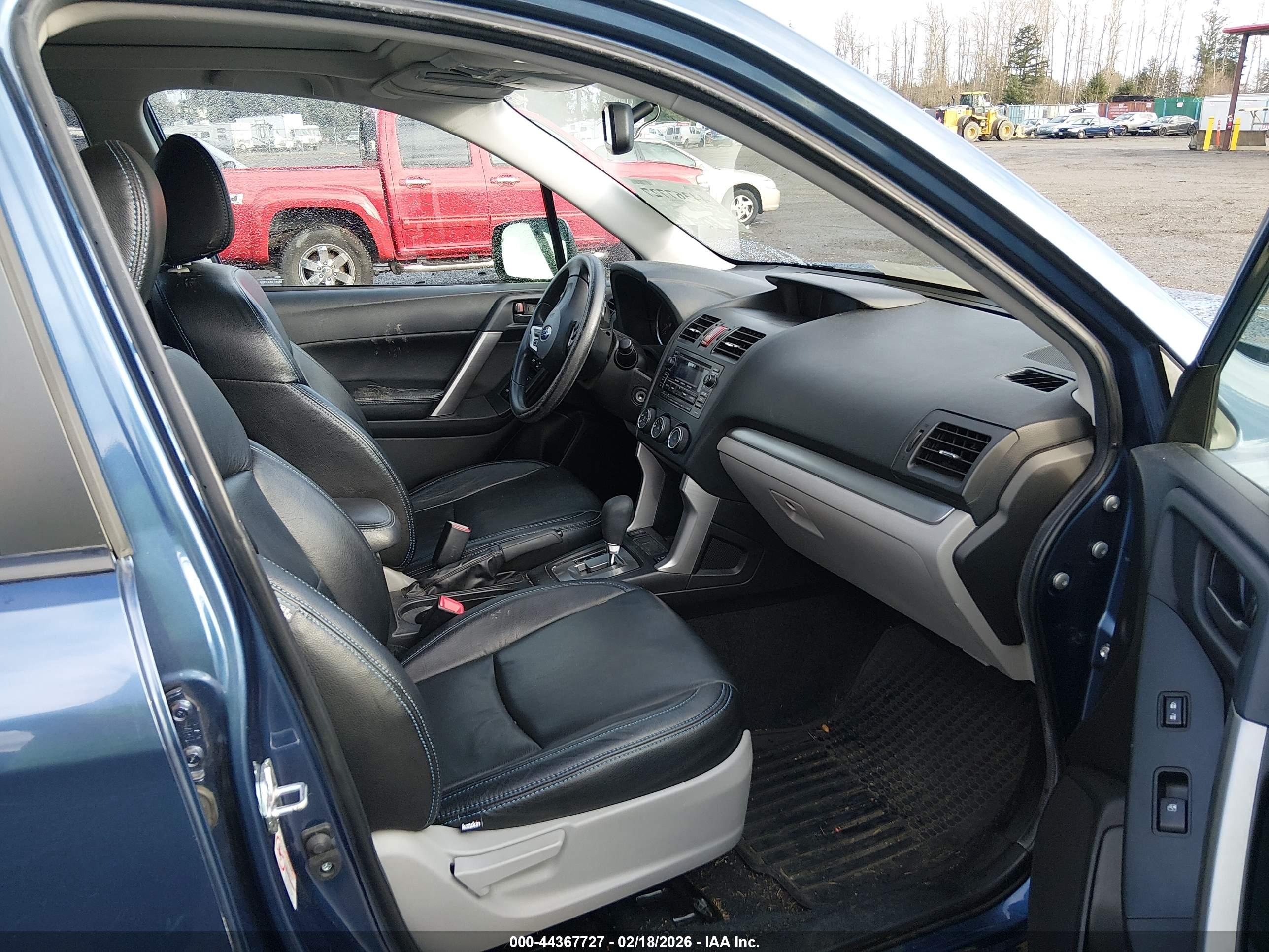 SUBARU FORESTER image 5