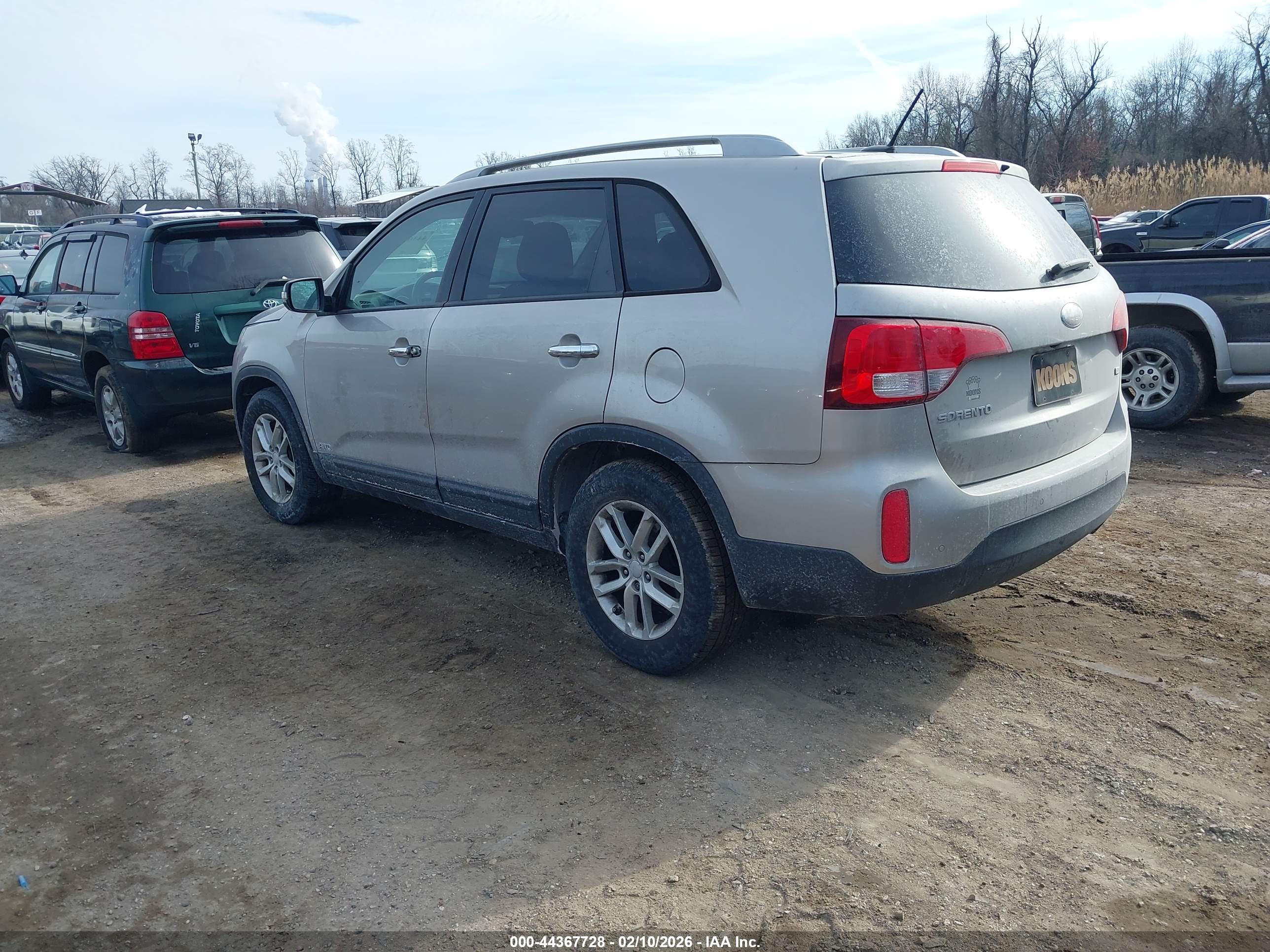 KIA SORENTO image 3