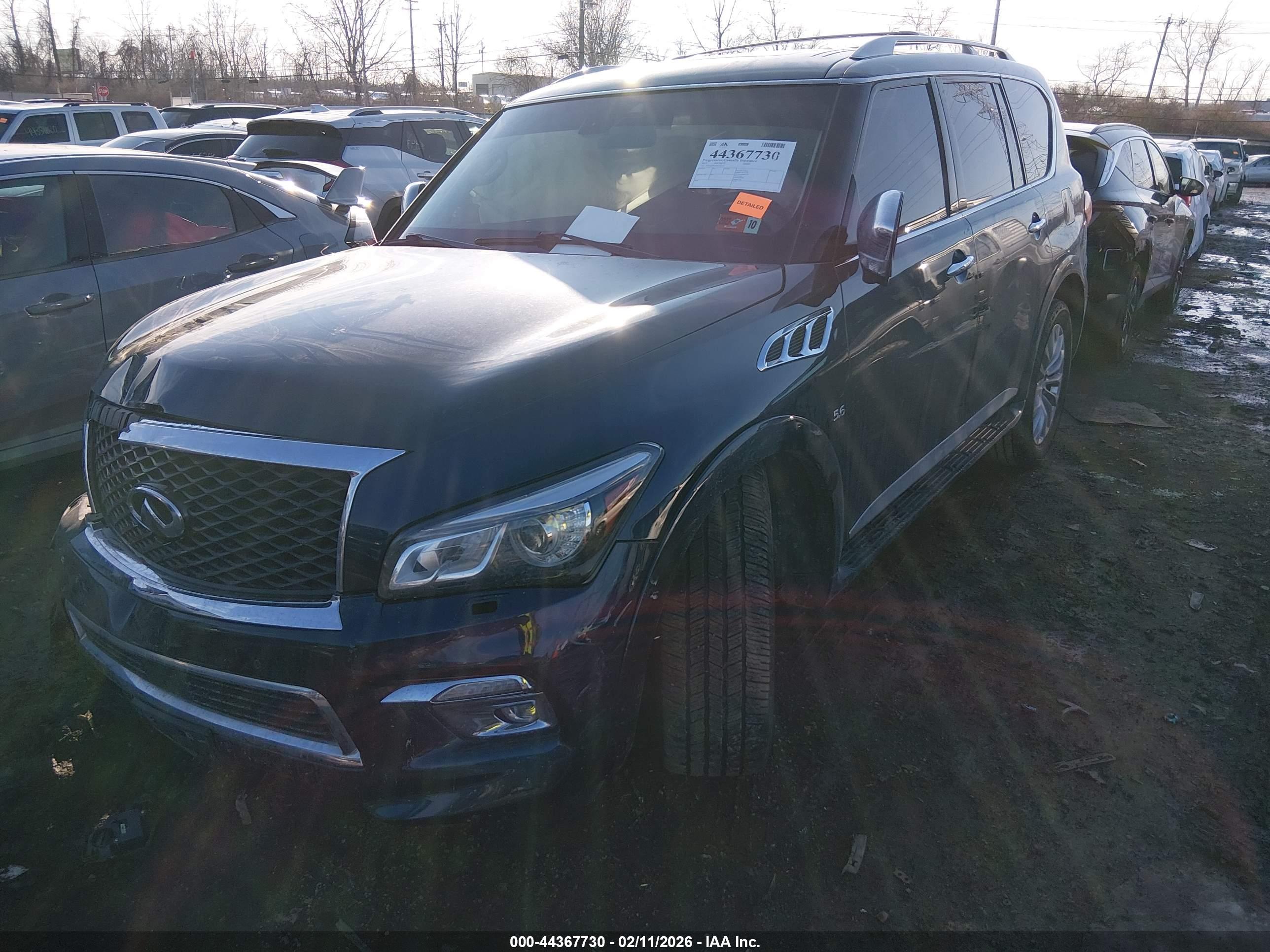 INFINITI QX80 image 2