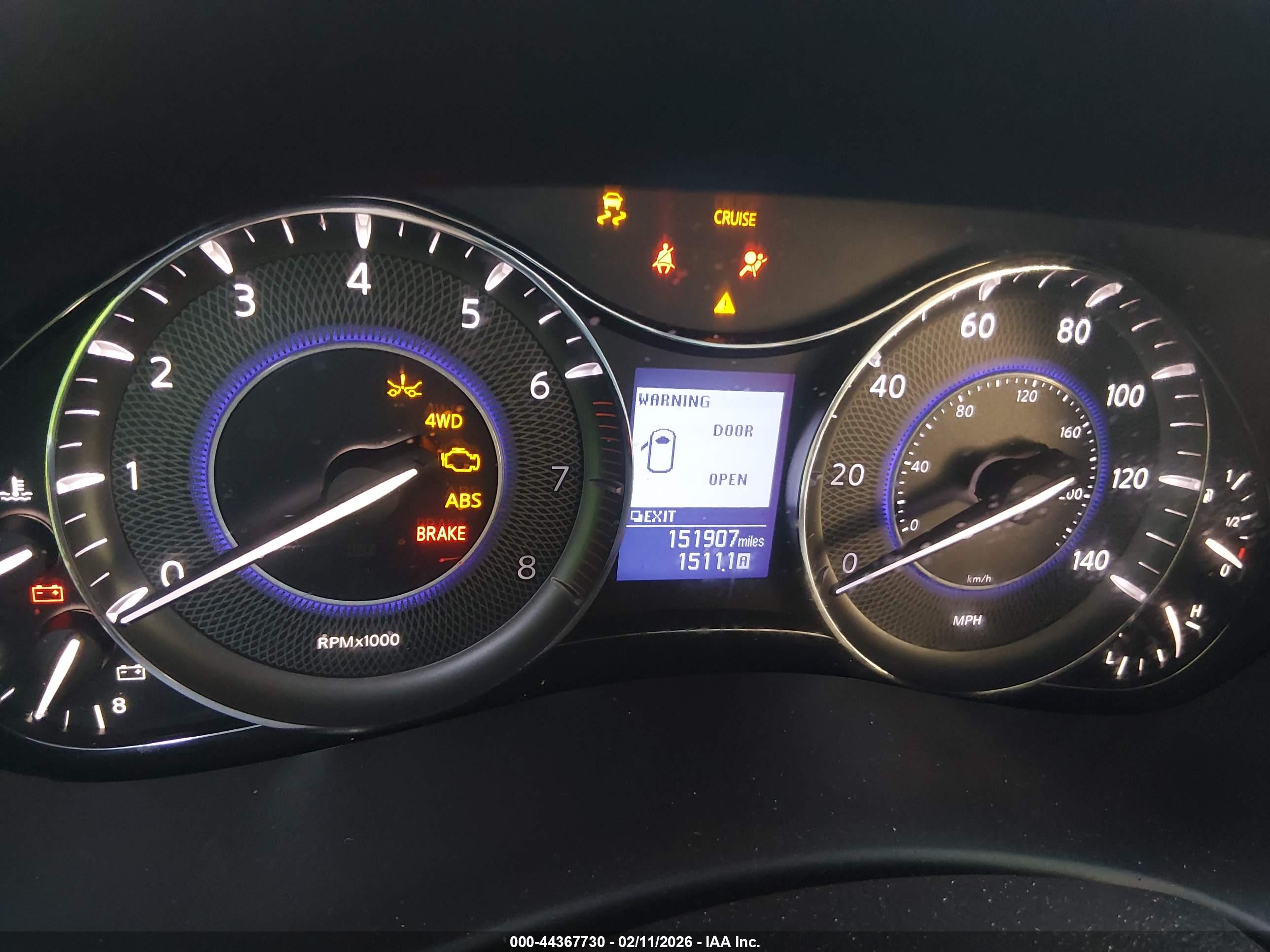 INFINITI QX80 image 7