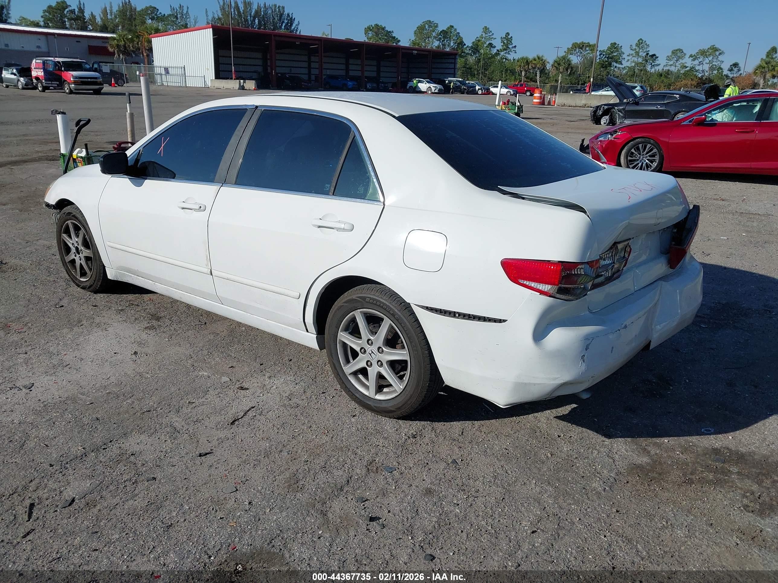 HONDA ACCORD image 3