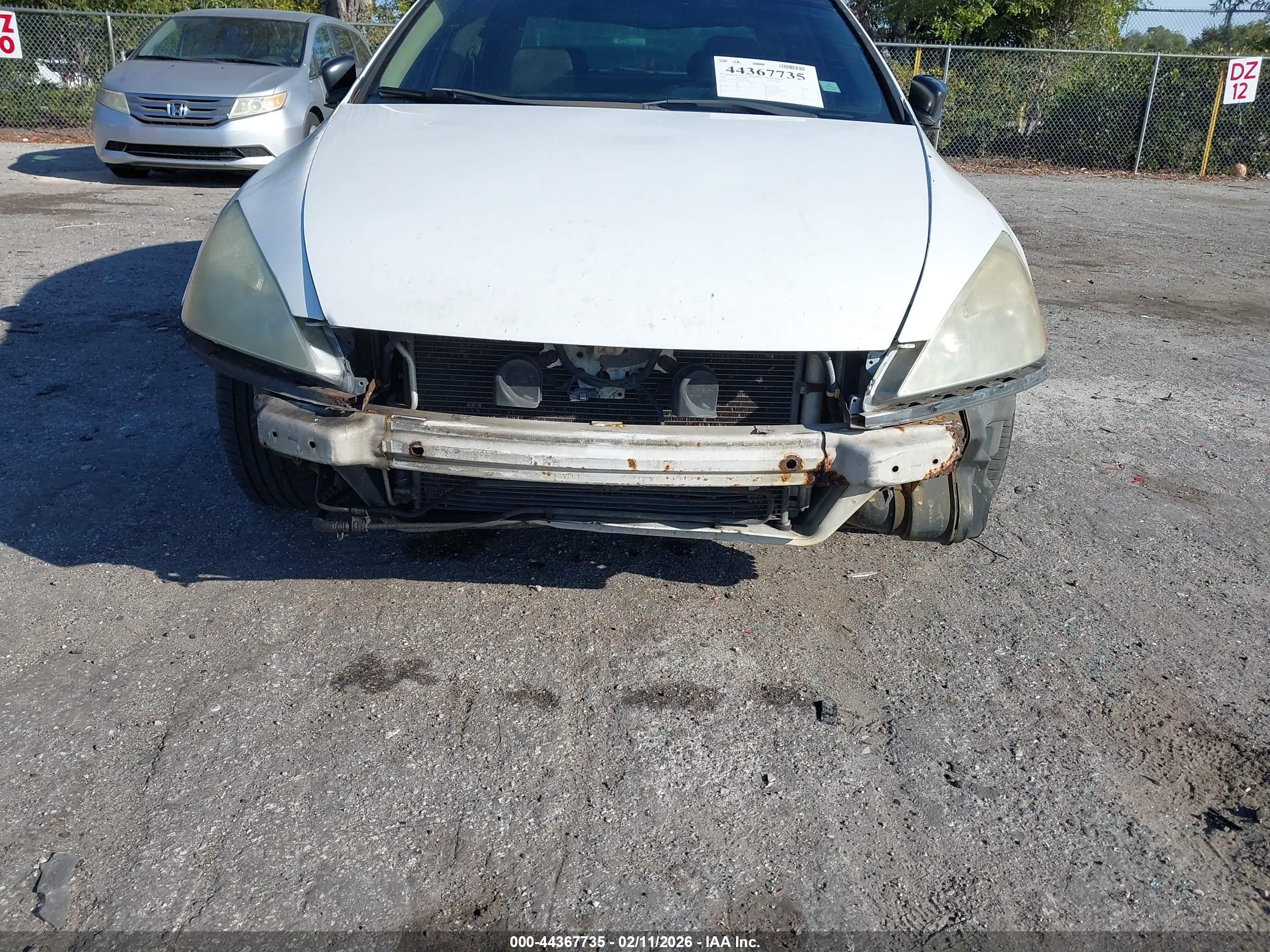HONDA ACCORD image 6
