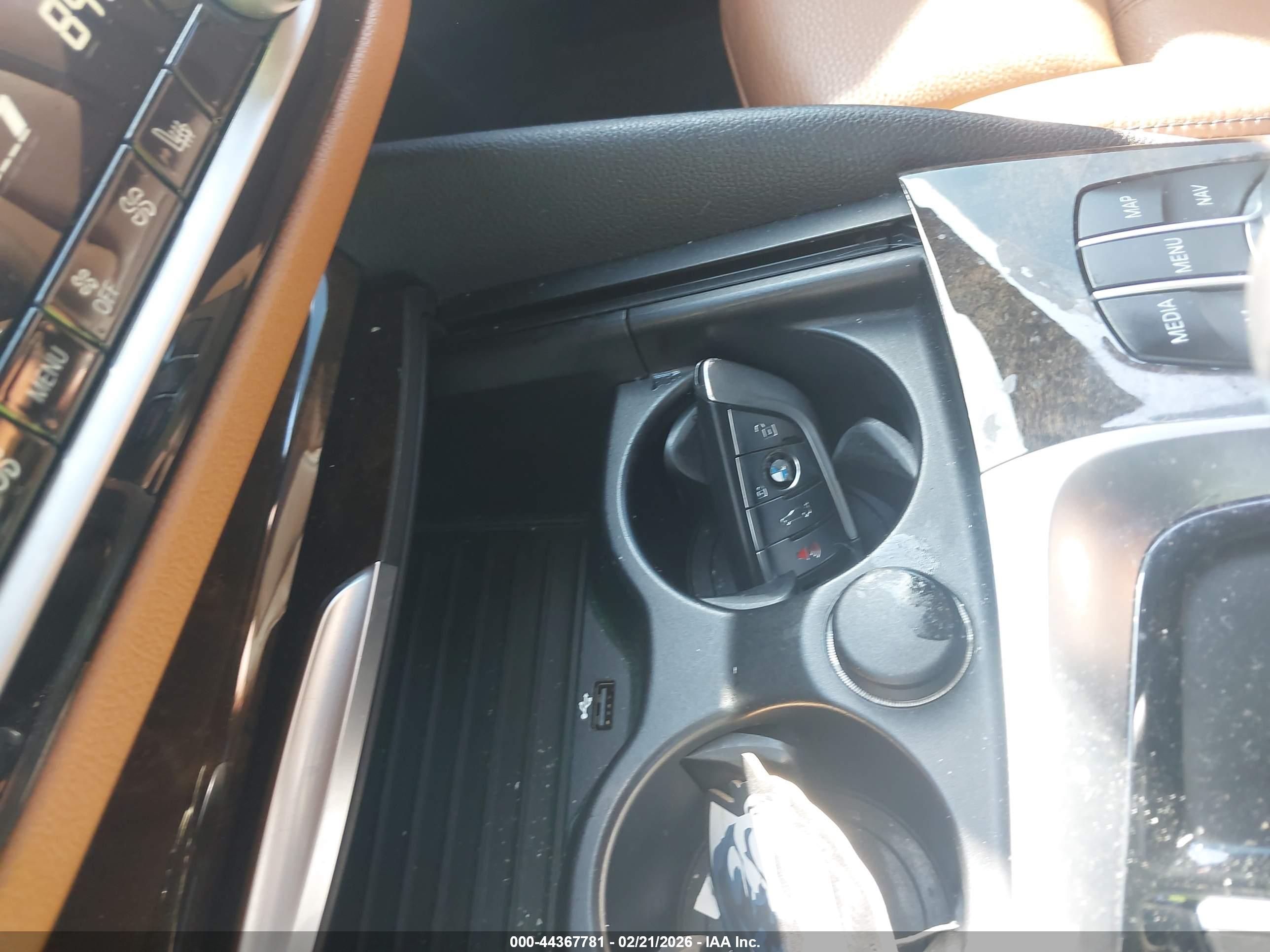 BMW 530I image 11