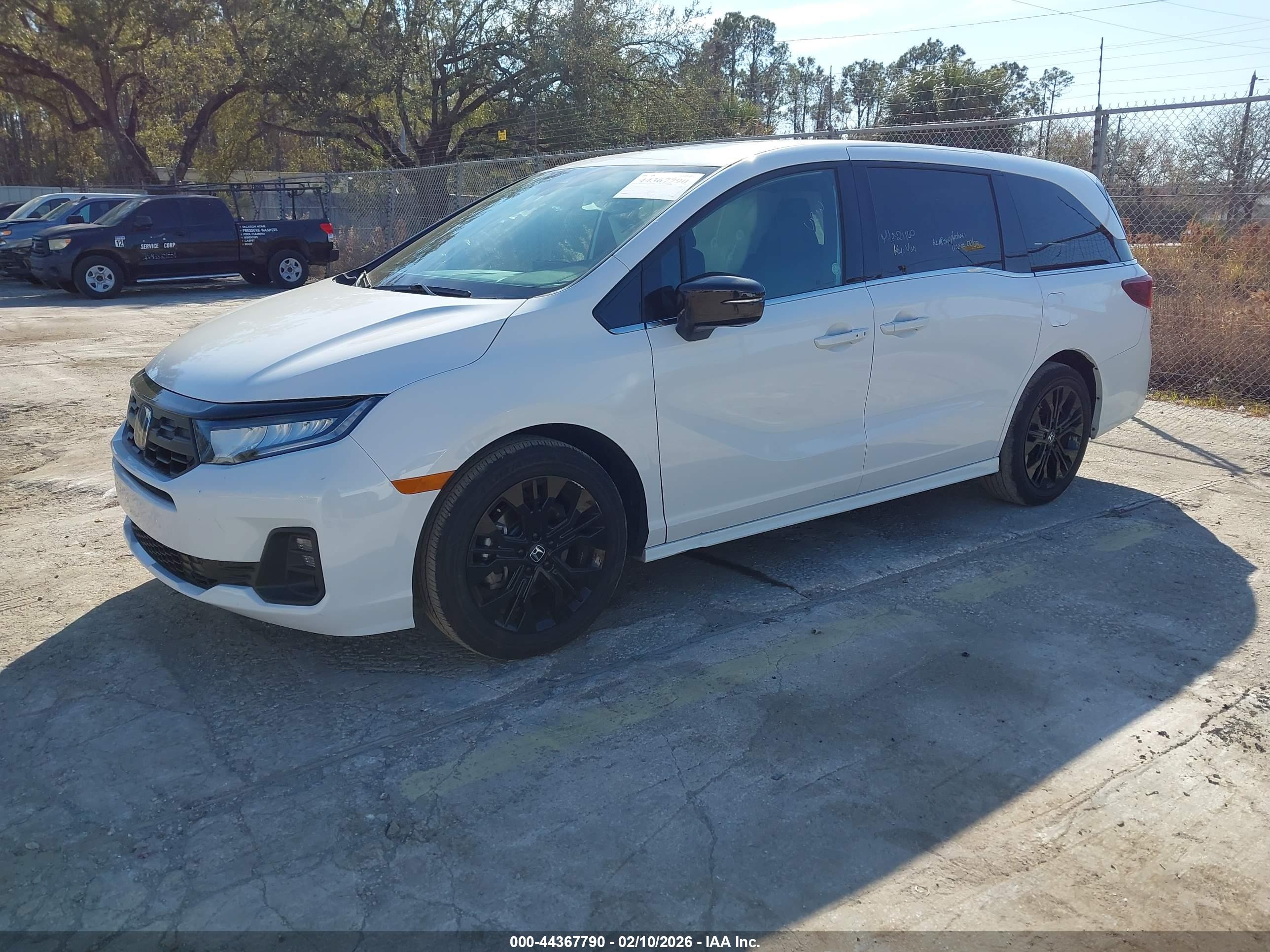 HONDA ODYSSEY image 2