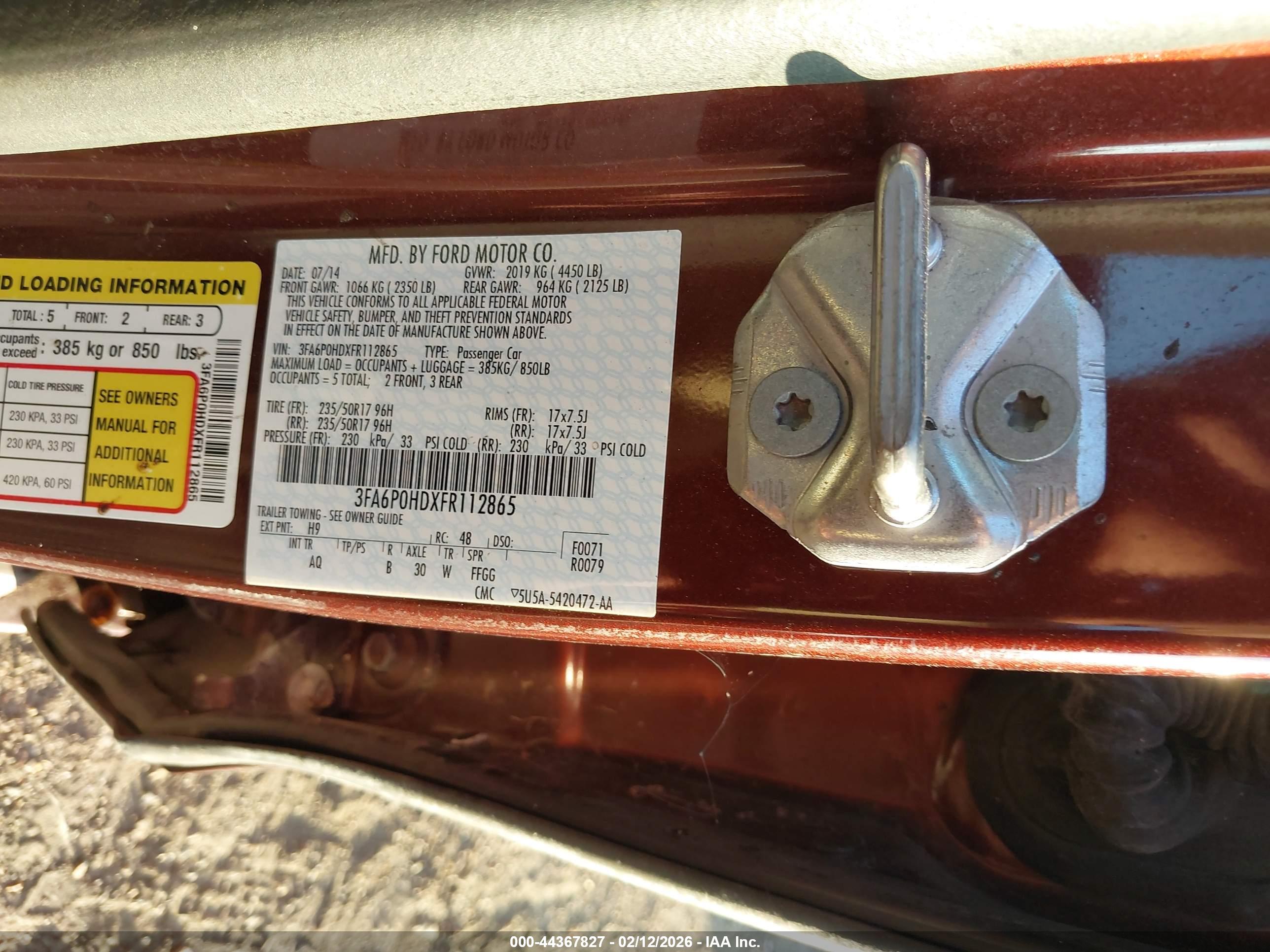 FORD FUSION image 9