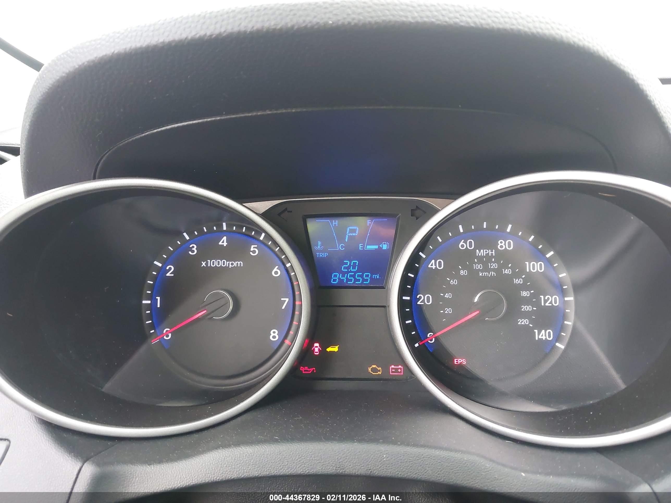 HYUNDAI TUCSON image 7