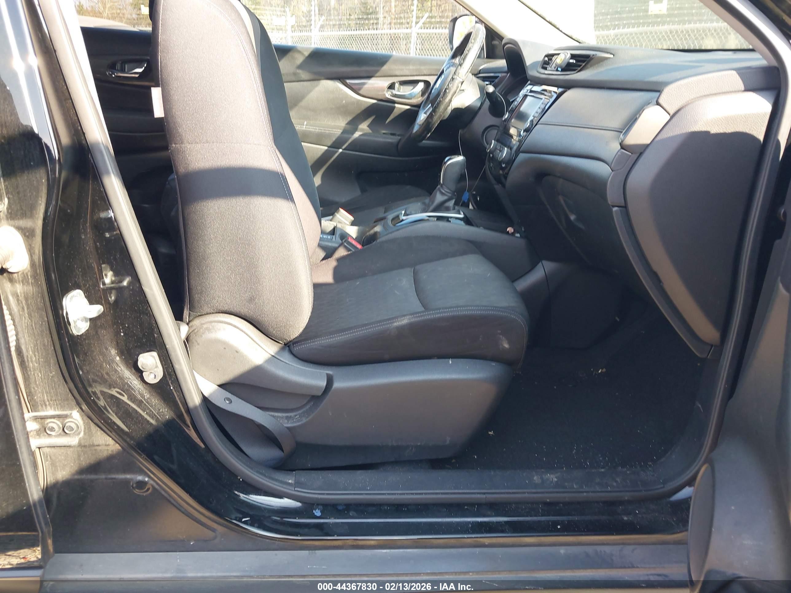 NISSAN ROGUE image 5
