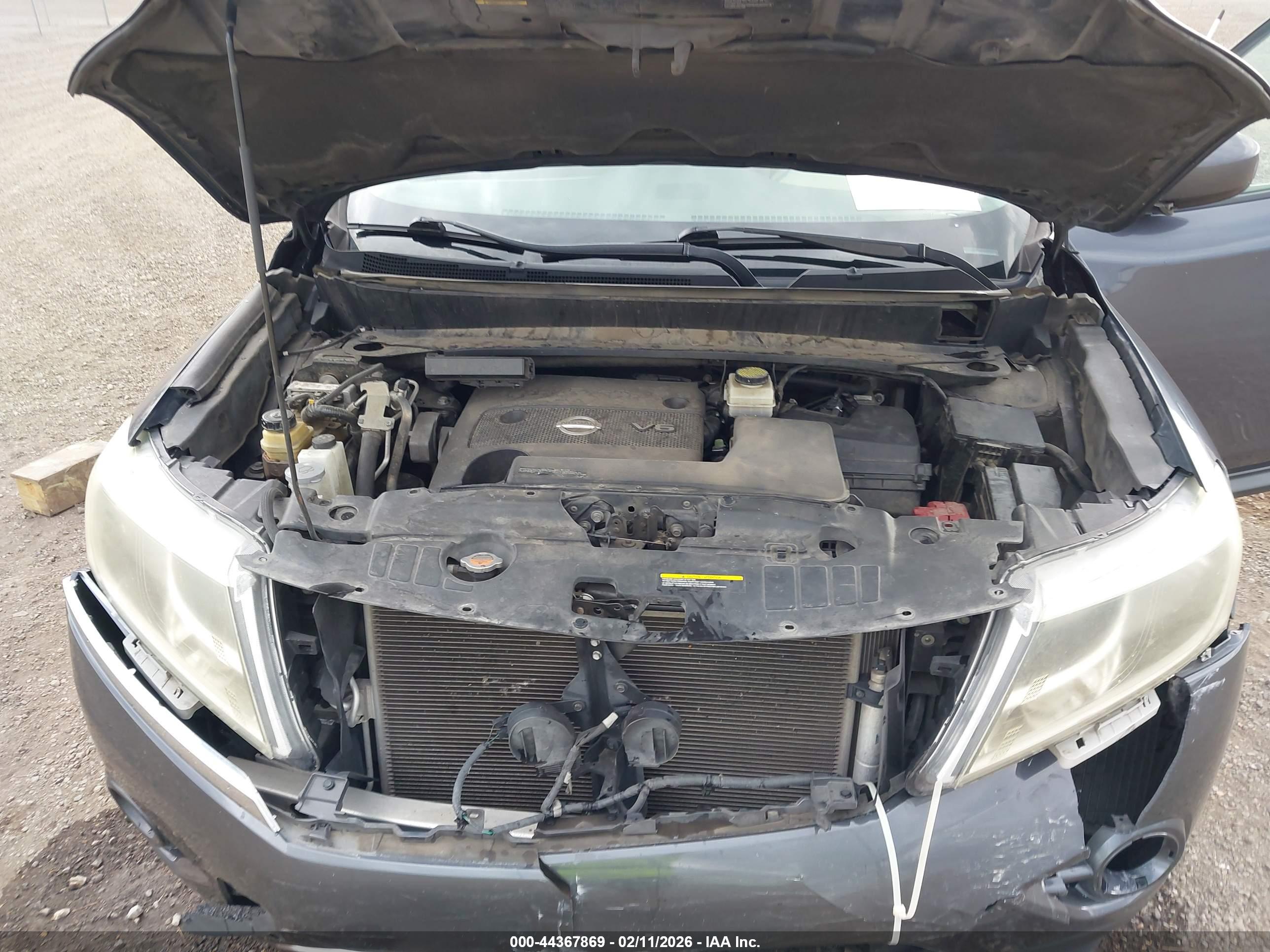 NISSAN PATHFINDER image 10
