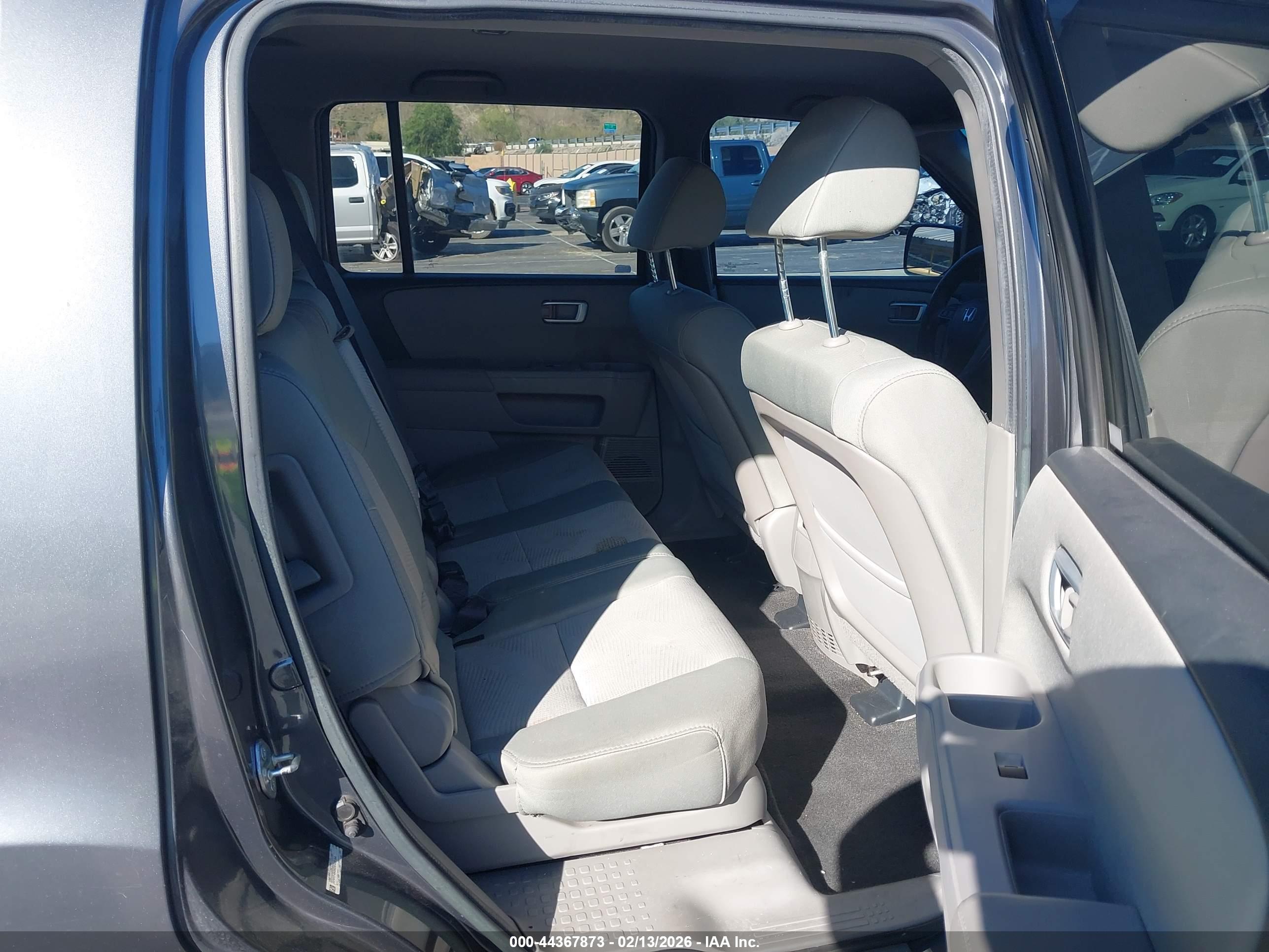 HONDA PILOT image 8