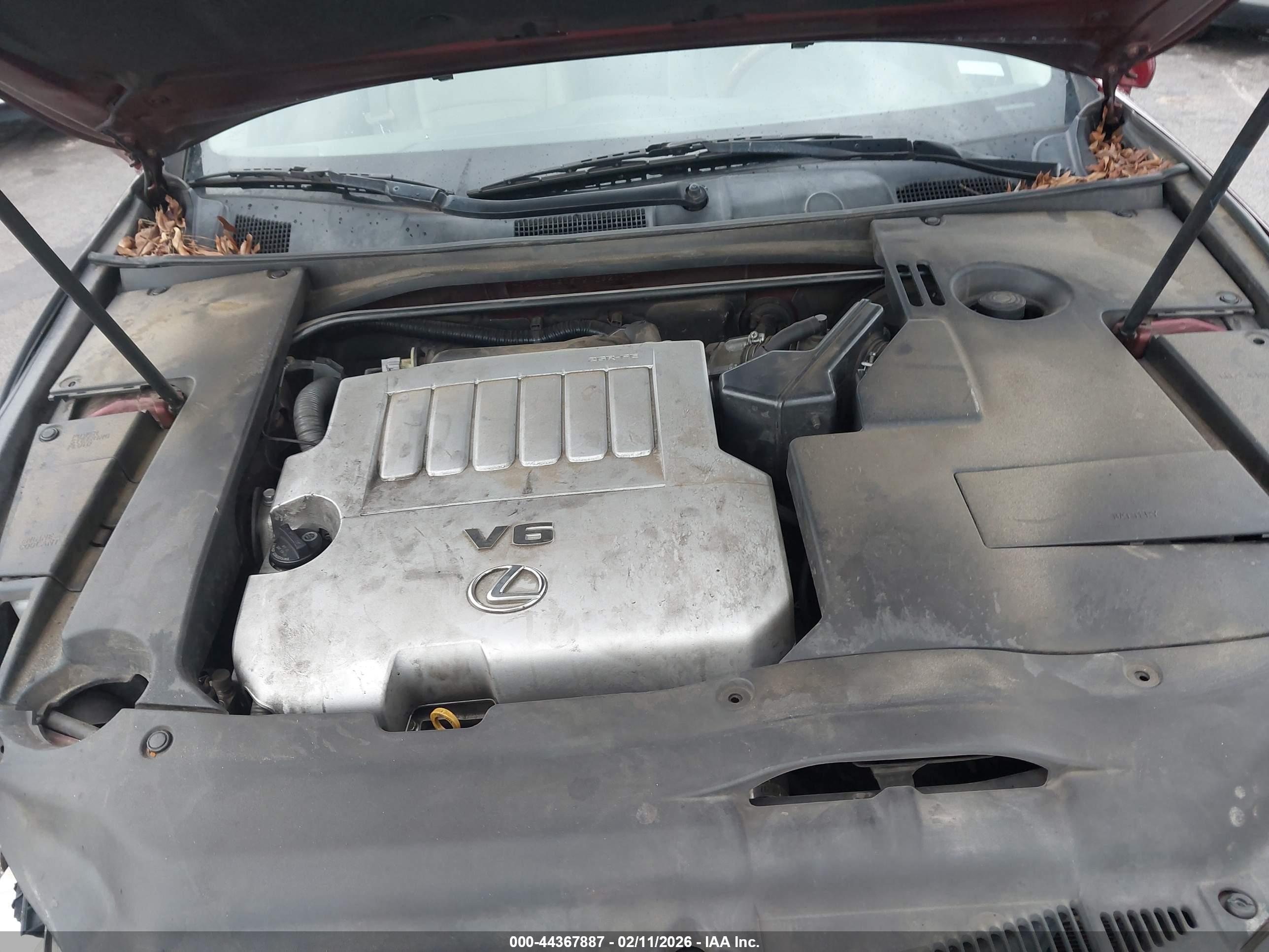 LEXUS ES image 10