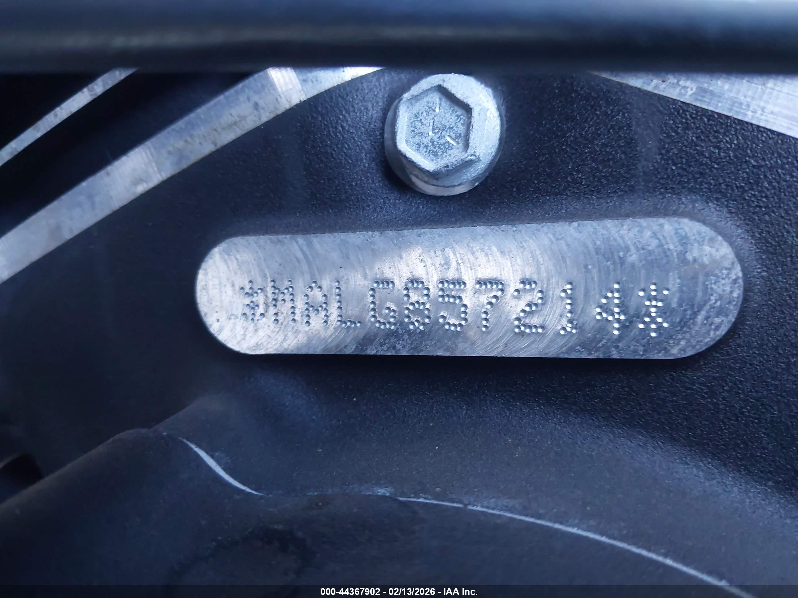 HARLEY-DAVIDSON FLHTCUTG image 10