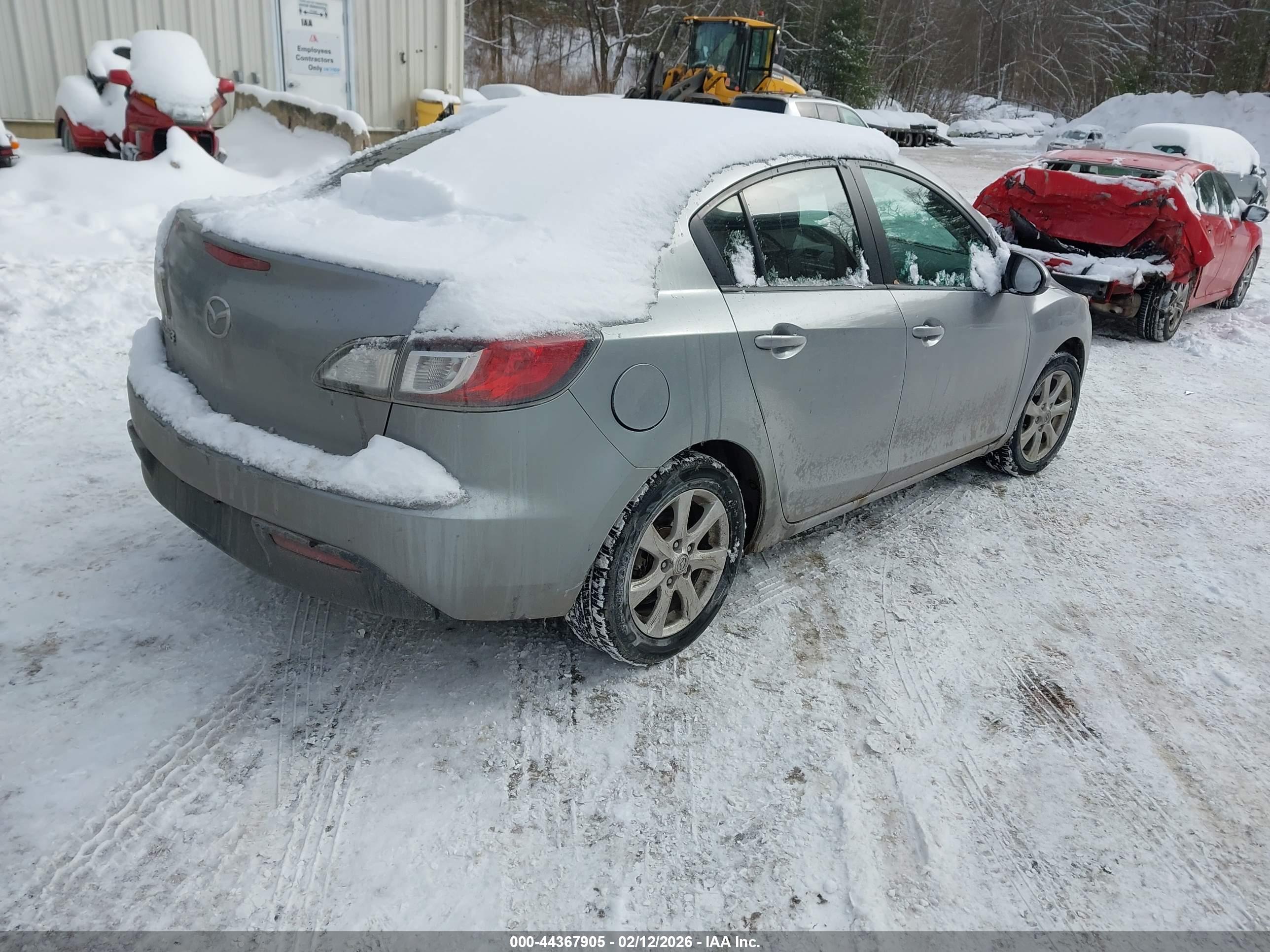 MAZDA MAZDA3 image 4